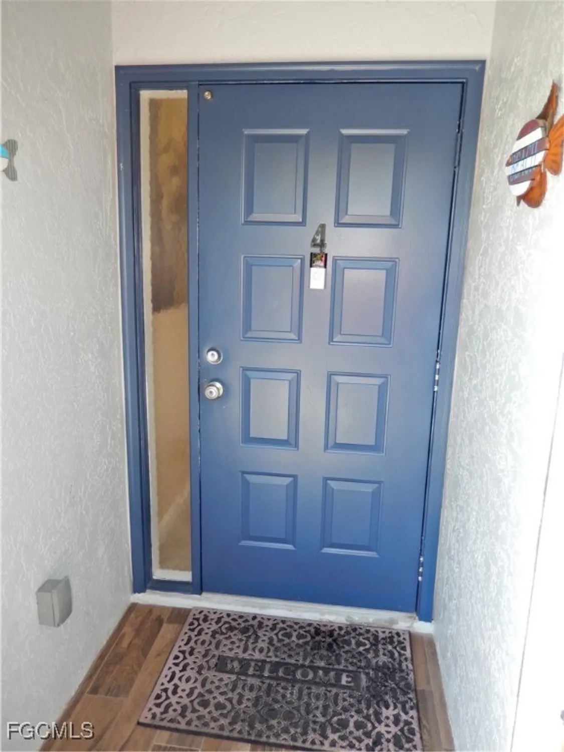 Property Slideshow image 5 of 46 | 9620 villa dr 4, Fort Myers, FL, 33905