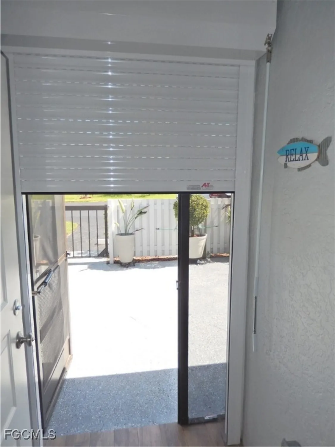 Property Slideshow image 6 of 46 | 9620 villa dr 4, Fort Myers, FL, 33905