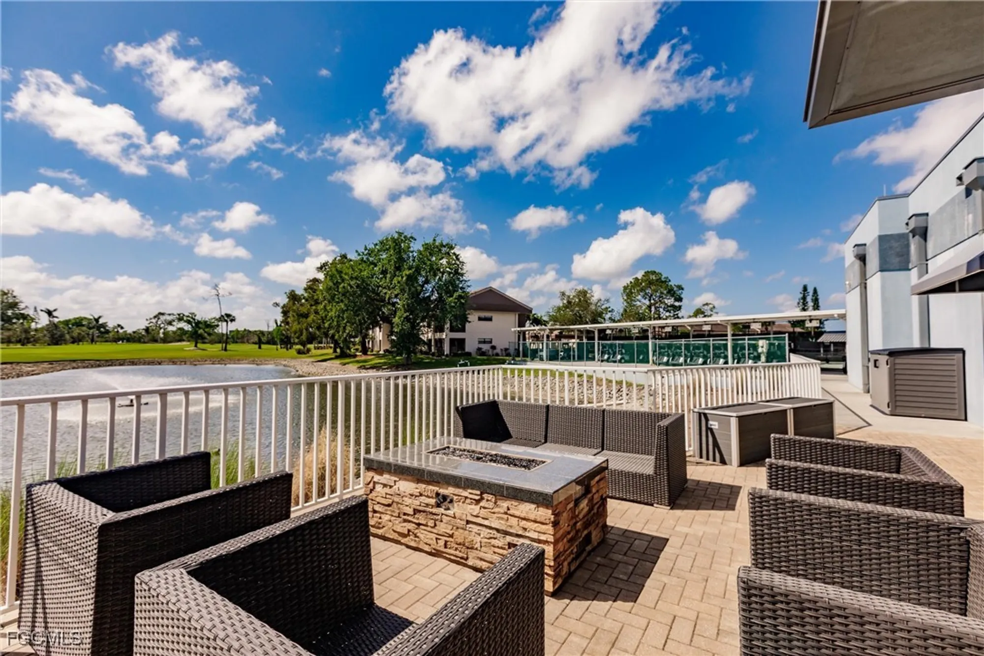 Property Slideshow image 32 of 34 | 5665 trailwinds dr 615, Fort Myers, FL, 33907