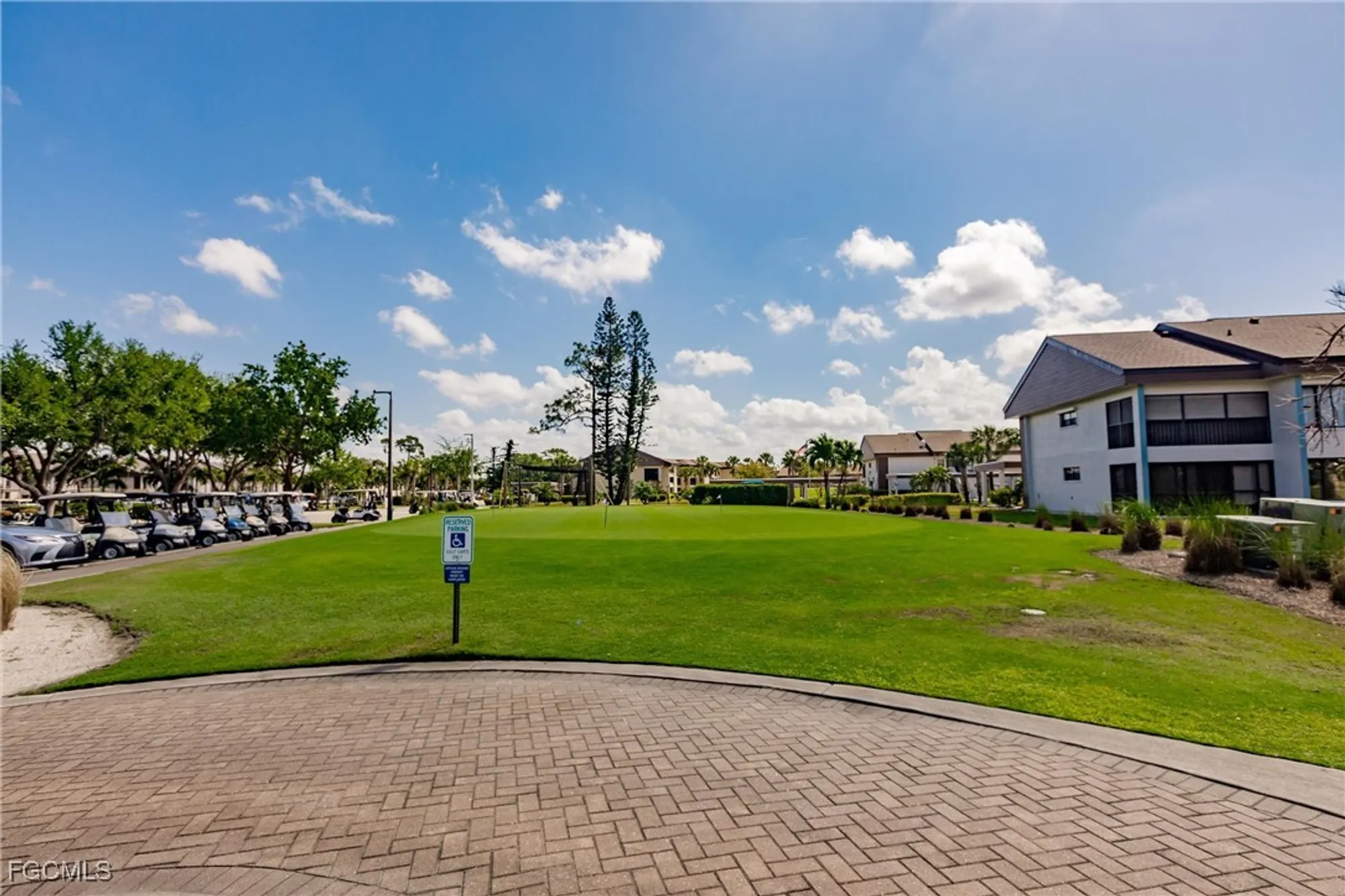 Property Slideshow image 33 of 34 | 5665 trailwinds dr 615, Fort Myers, FL, 33907