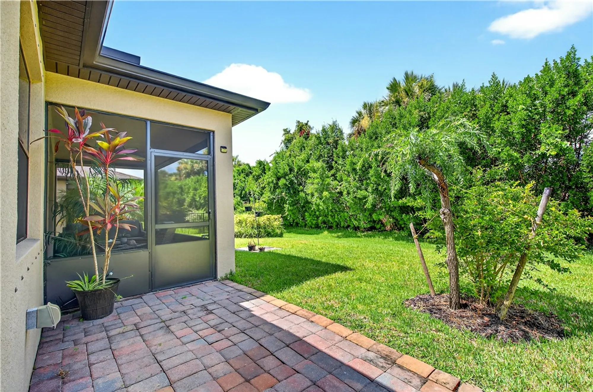 Property Slideshow image 27 of 36 | 1655 willows sq, Vero Beach, FL, 32966