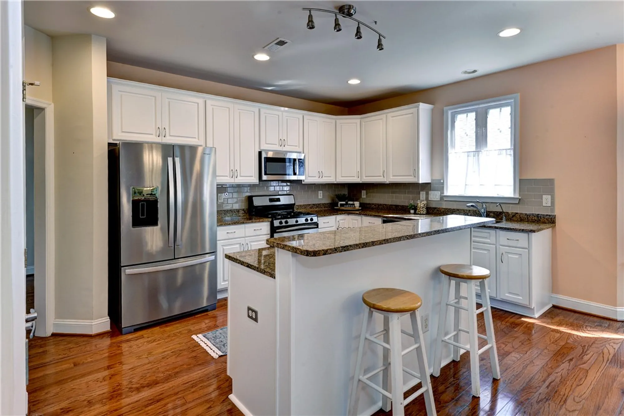 Property Slideshow image 16 of 39 | 4756 winterberry ct, Williamsburg, VA, 23188