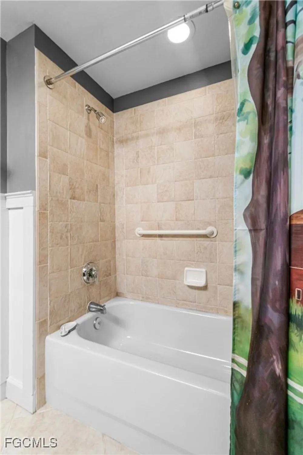 Property Slideshow image 26 of 45 | 10507 sevilla dr apt 101, Fort Myers, FL, 33913