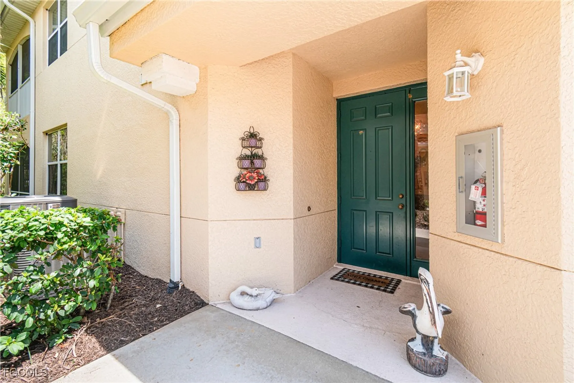 Property Slideshow image 29 of 45 | 10507 sevilla dr apt 101, Fort Myers, FL, 33913