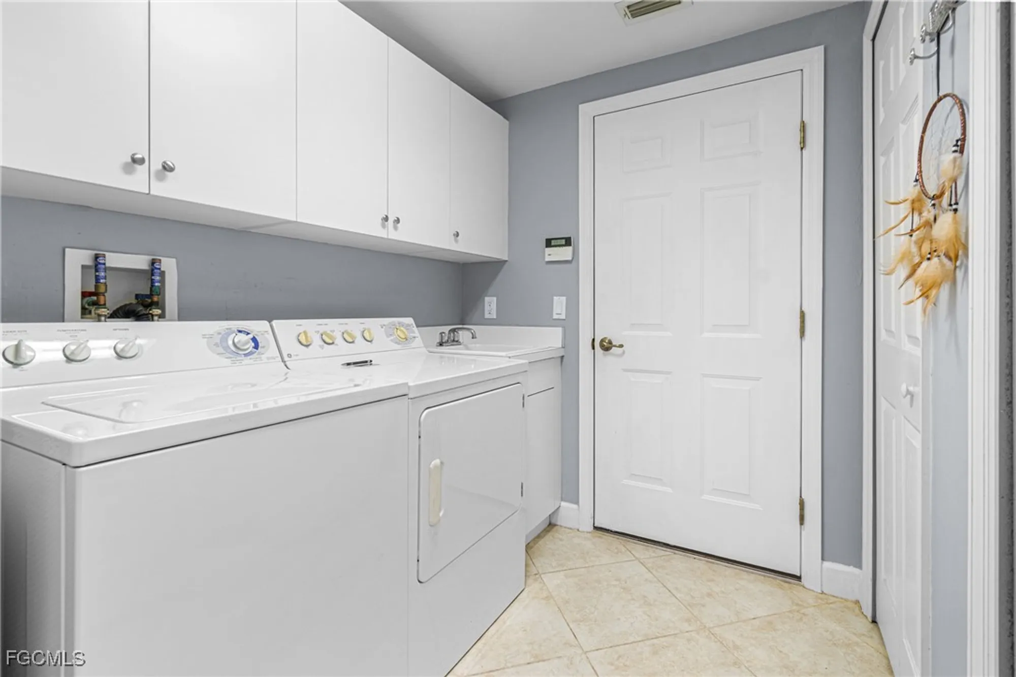 Property Slideshow image 32 of 45 | 10507 sevilla dr apt 101, Fort Myers, FL, 33913