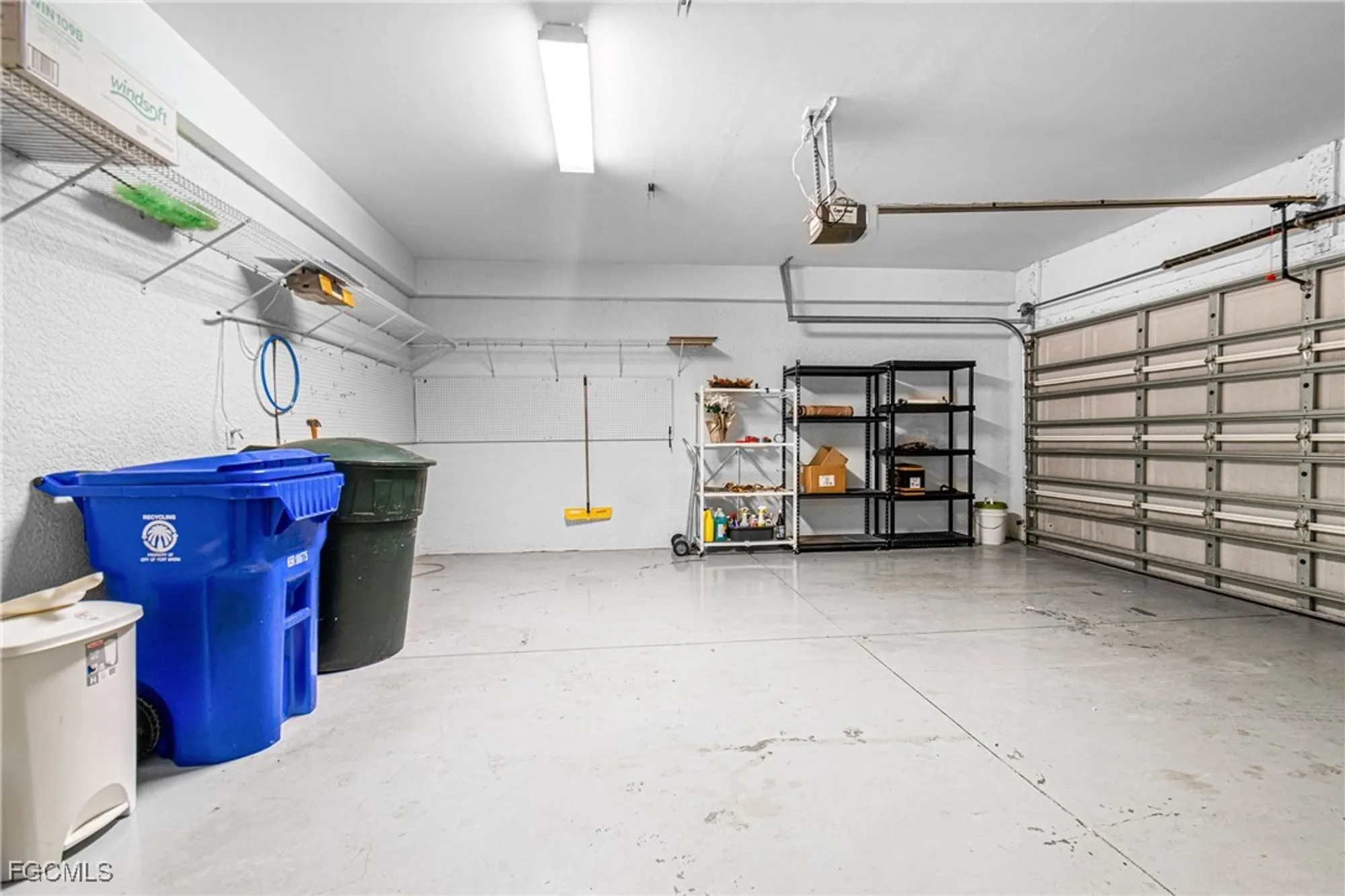 Property Slideshow image 33 of 45 | 10507 sevilla dr apt 101, Fort Myers, FL, 33913