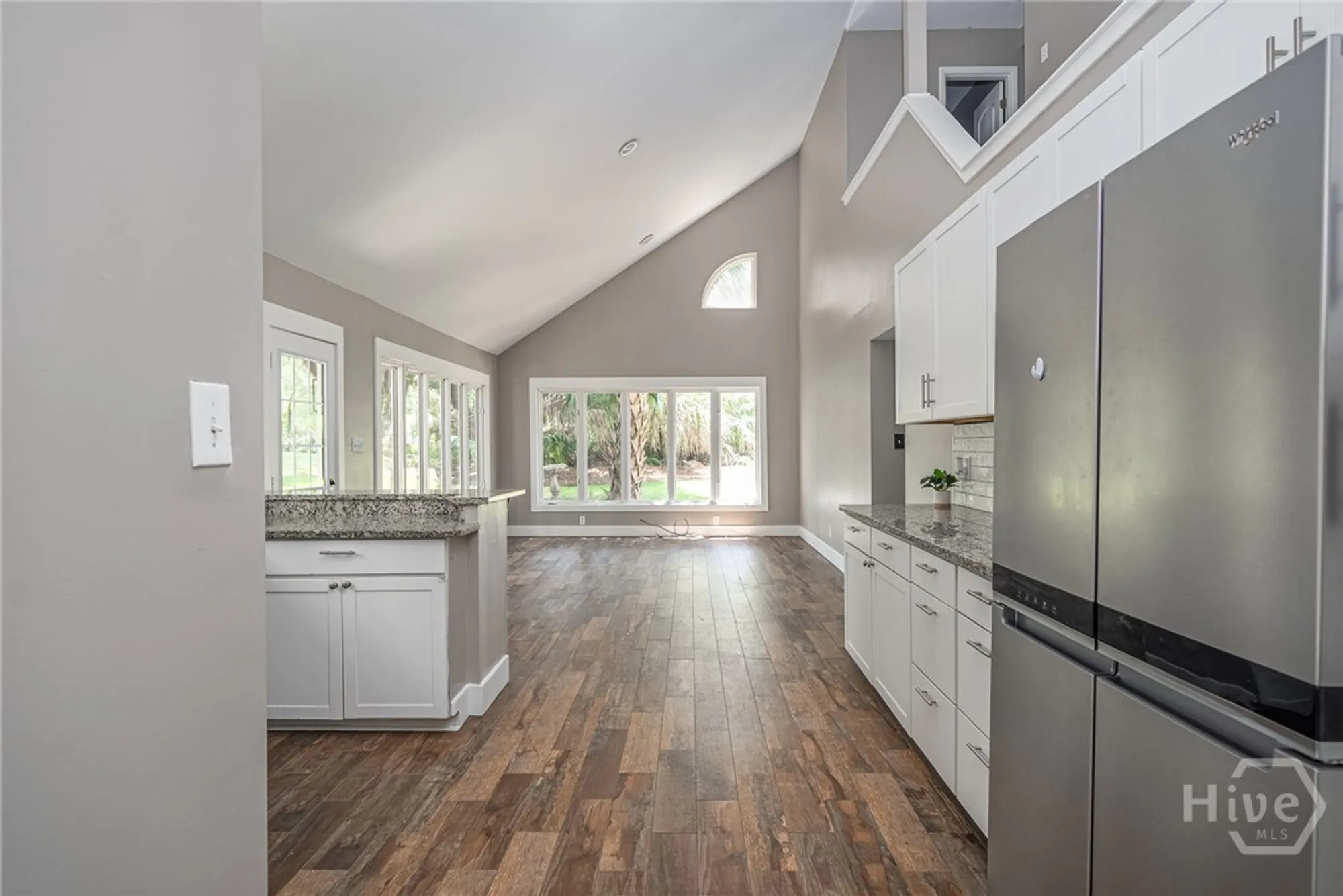 Property Slideshow image 10 of 29 | 22 monastery rd, Savannah, GA, 31411