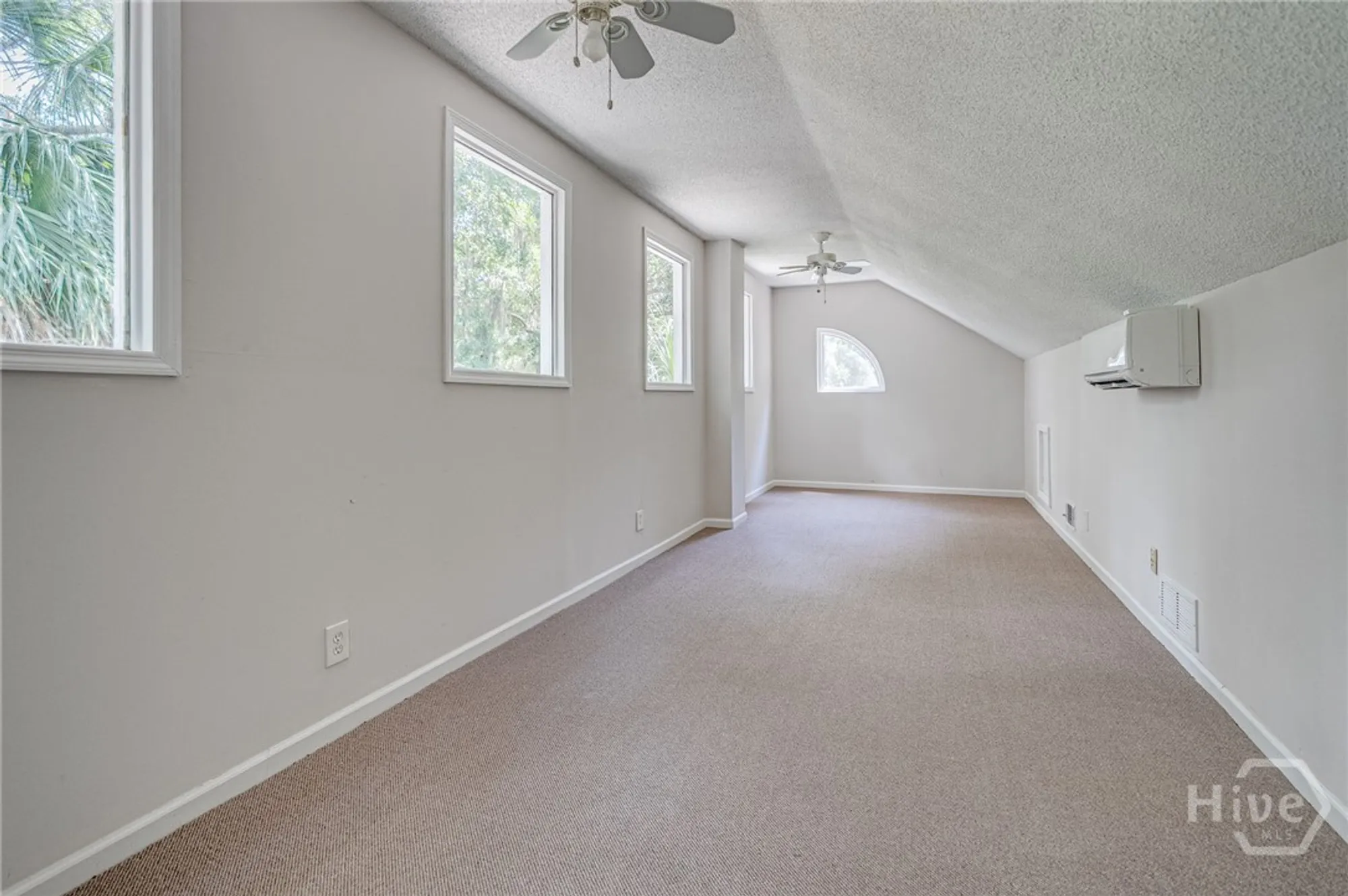 Property Slideshow image 25 of 29 | 22 monastery rd, Savannah, GA, 31411