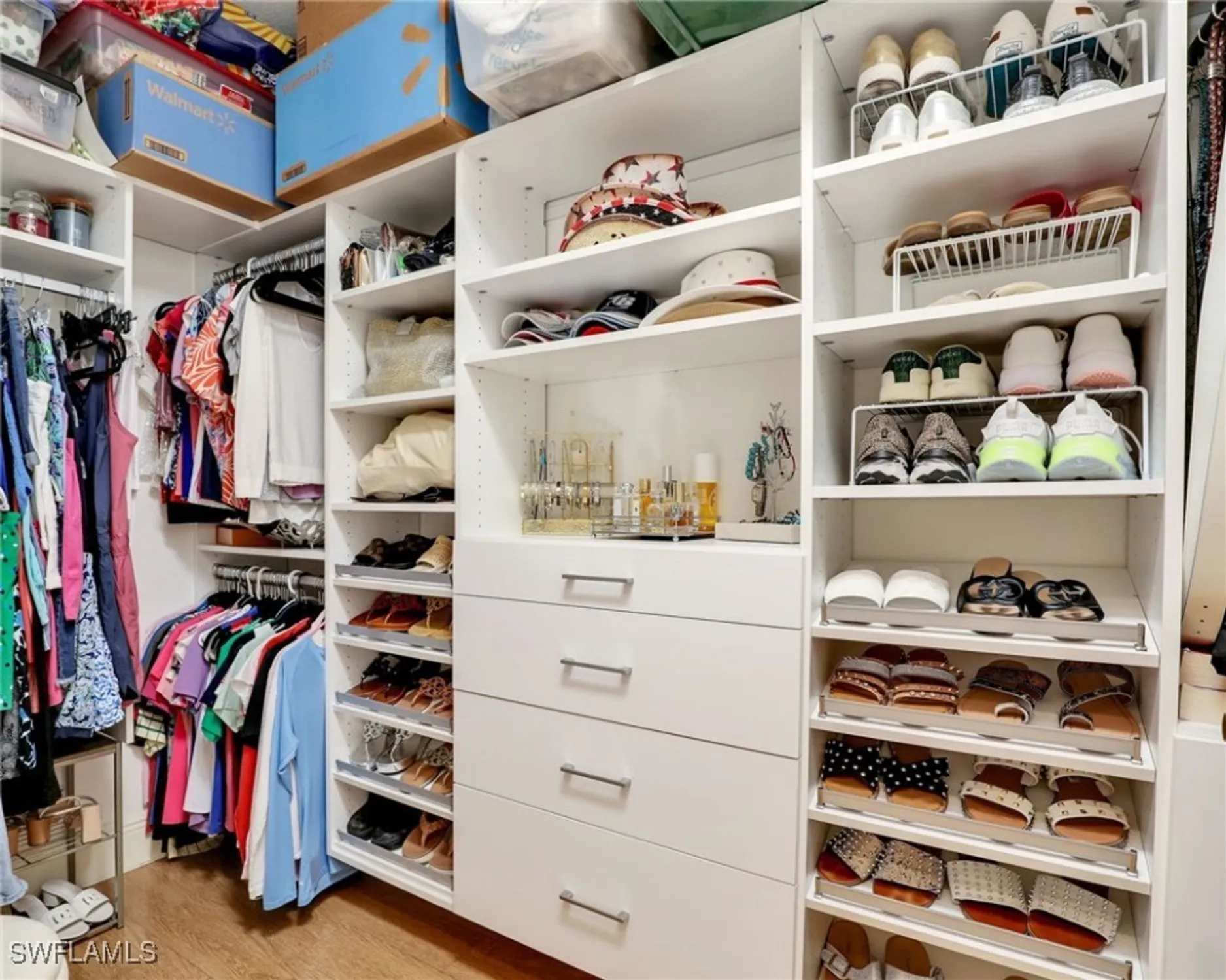 Property Slideshow image 16 of 34 | 2718 callista ct 101, Naples, FL, 34114