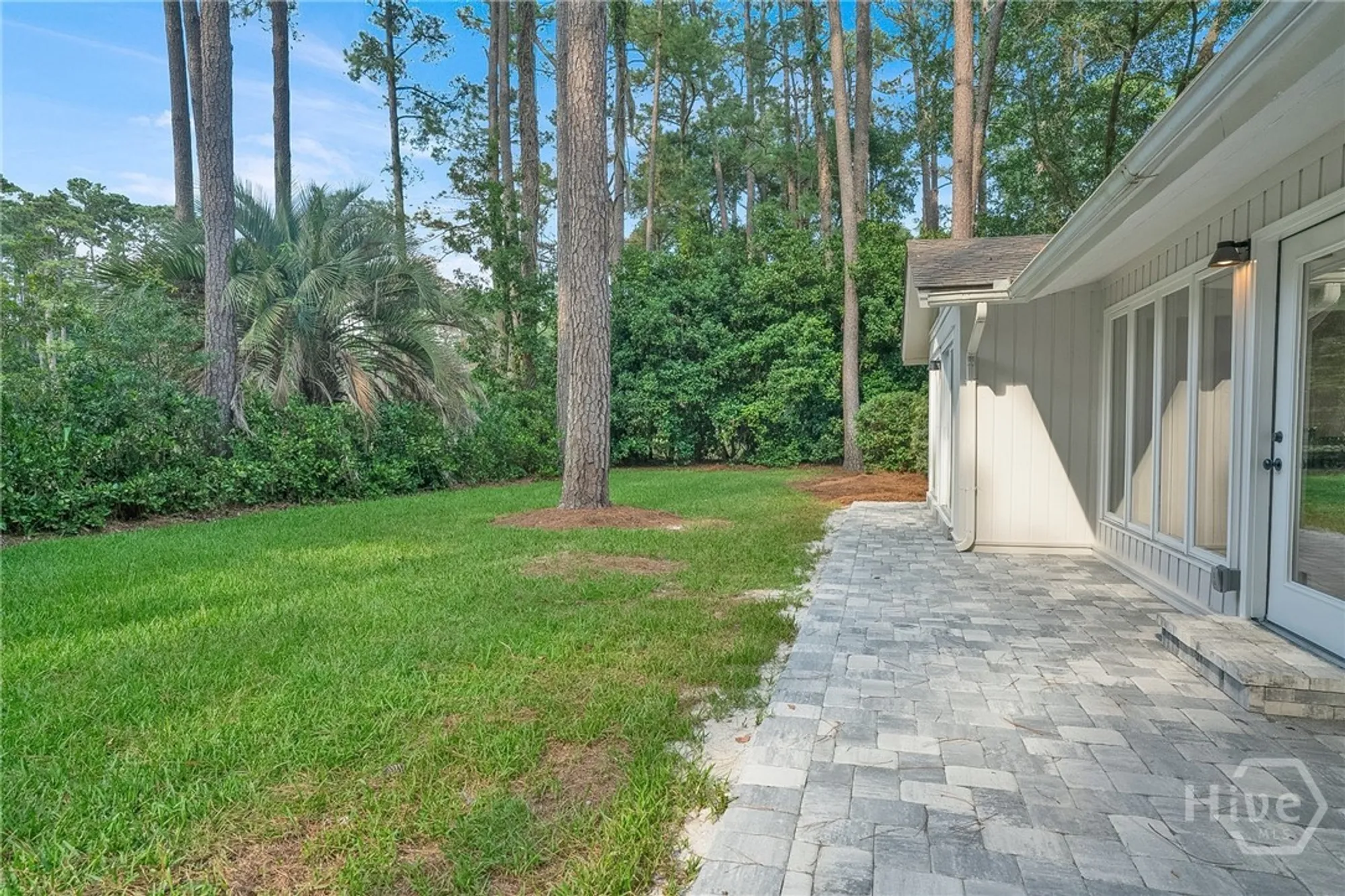 Property Slideshow image 19 of 26 | 138 mercer rd, Savannah, GA, 31411