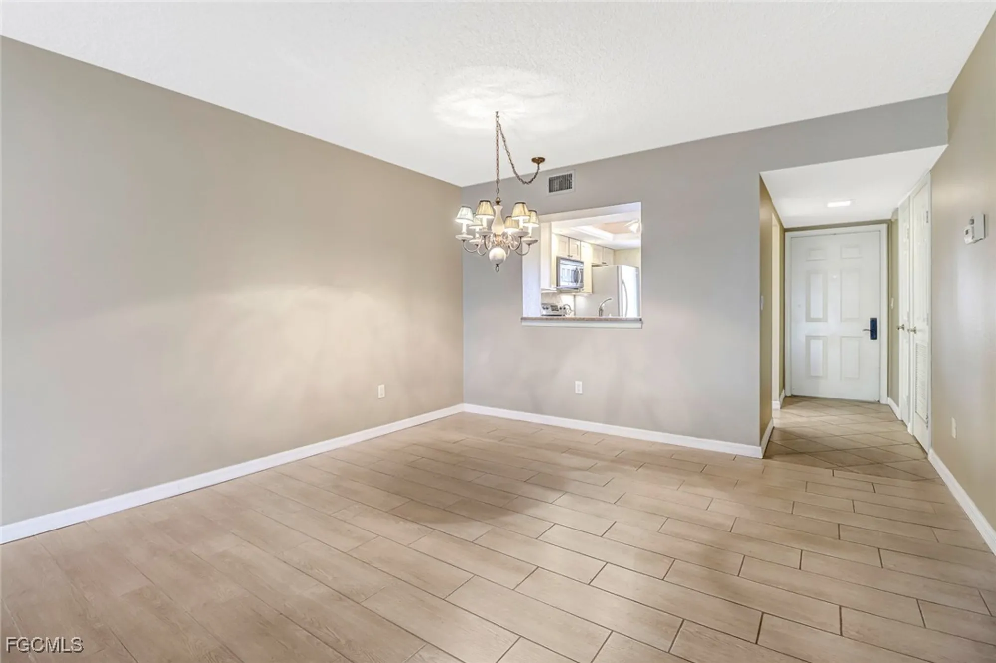 Property Slideshow image 5 of 35 | 7430 lake breeze dr 206, Fort Myers, FL, 33907
