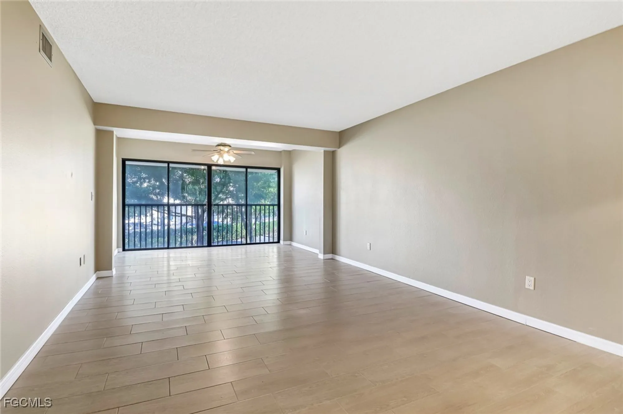 Property Slideshow image 8 of 35 | 7430 lake breeze dr 206, Fort Myers, FL, 33907