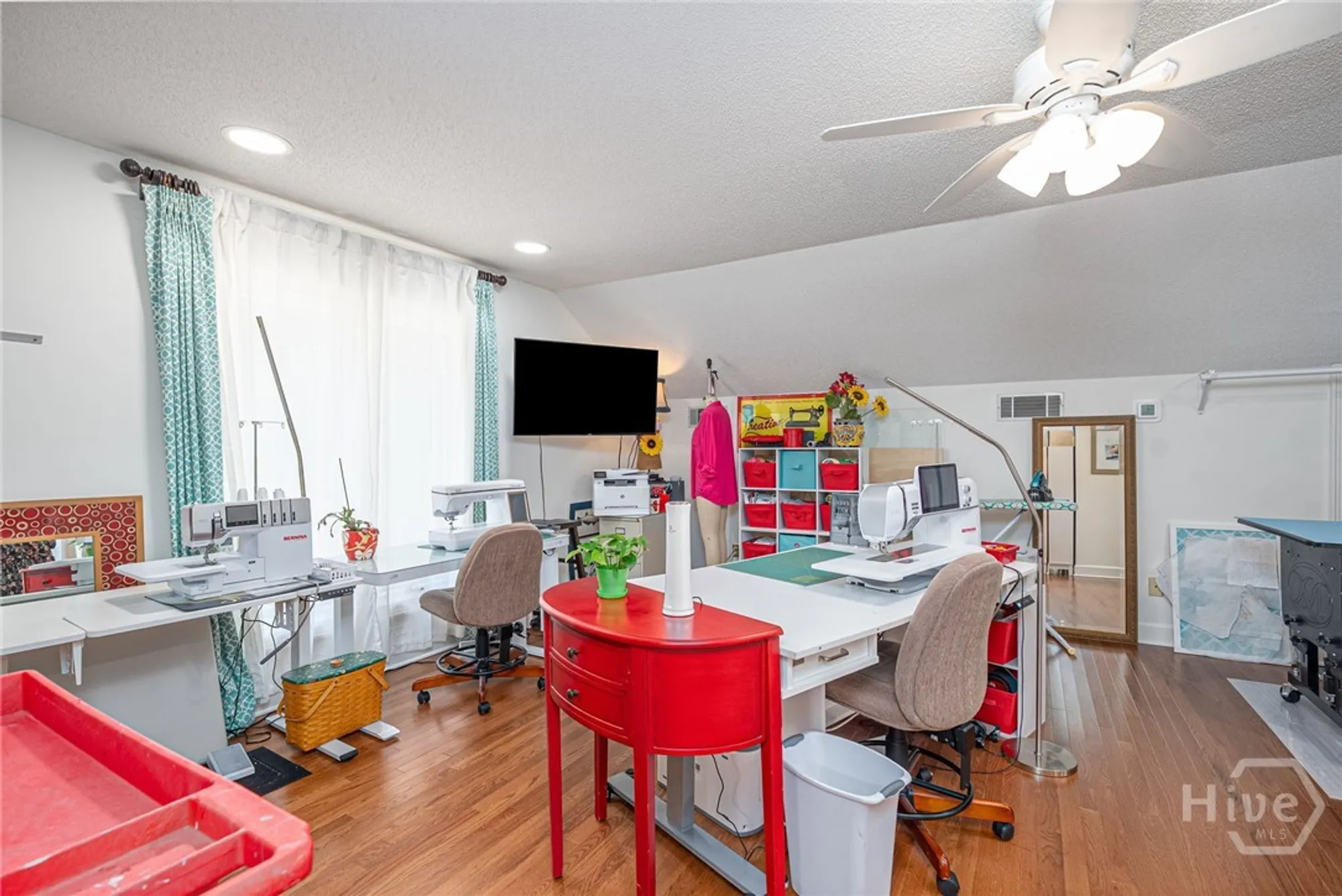 Property Slideshow image 27 of 38 | 31 sweetgum xing, Savannah, GA, 31411