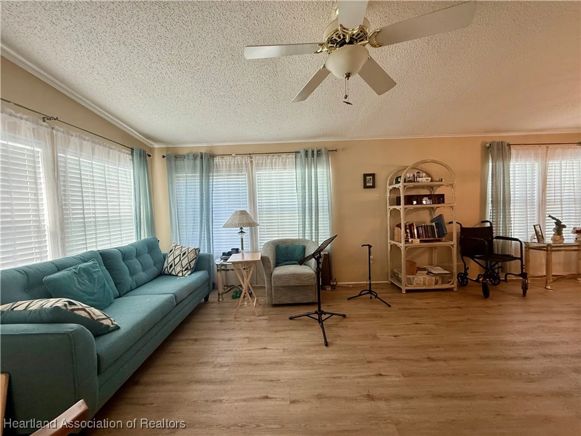 Property Slideshow image 10 of 37 | 2765 e waterview dr, Avon Park, FL, 33825