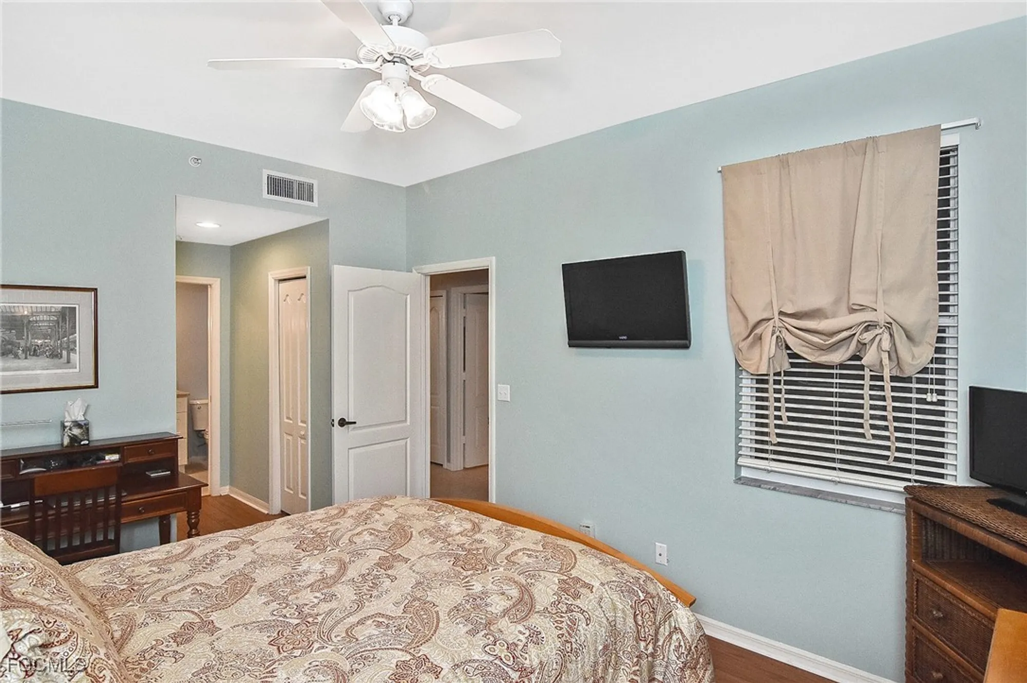 Property Slideshow image 26 of 42 | 8076 queen palm ln 412, Fort Myers, FL, 33966