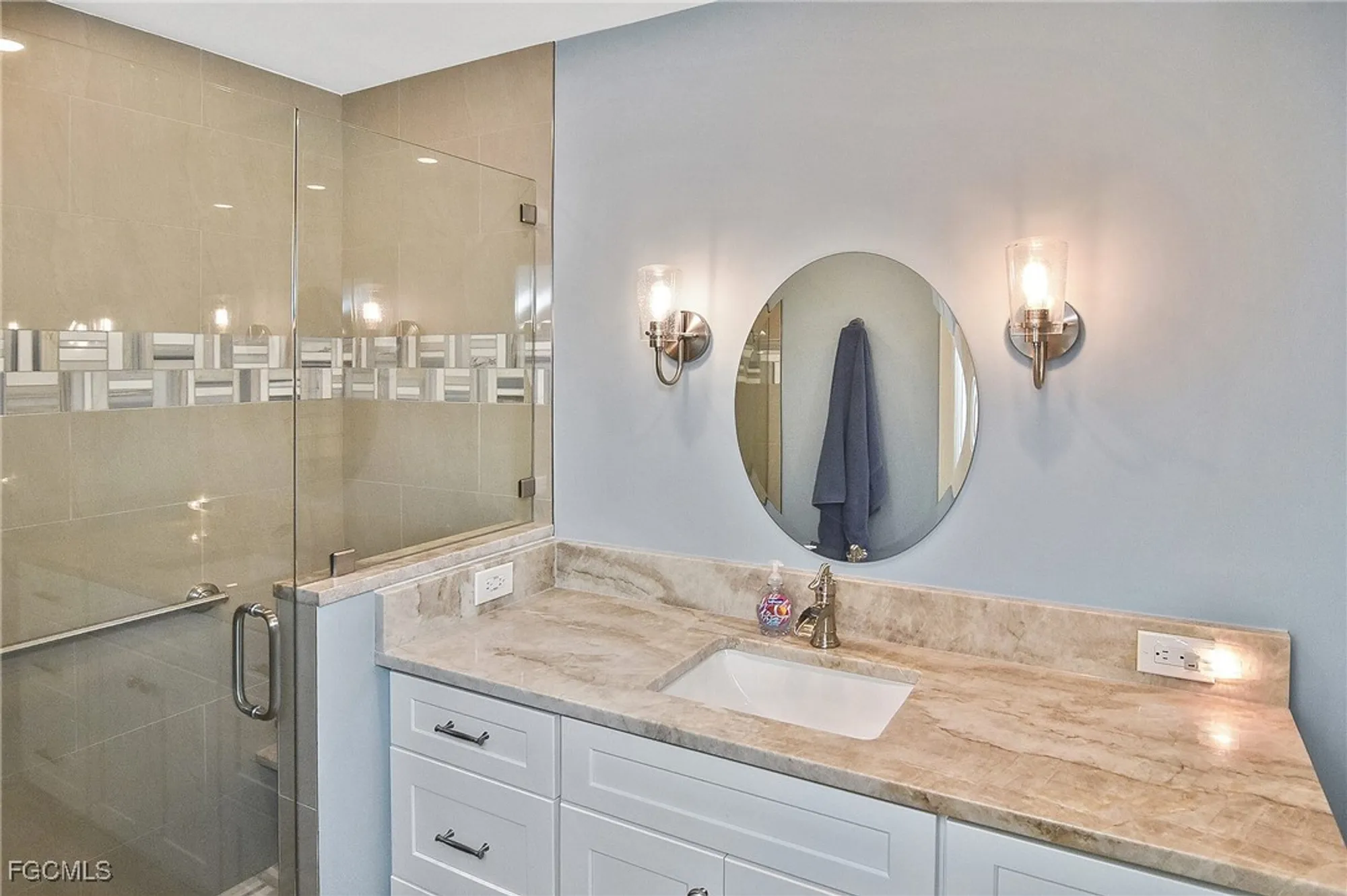 Property Slideshow image 27 of 42 | 8076 queen palm ln 412, Fort Myers, FL, 33966