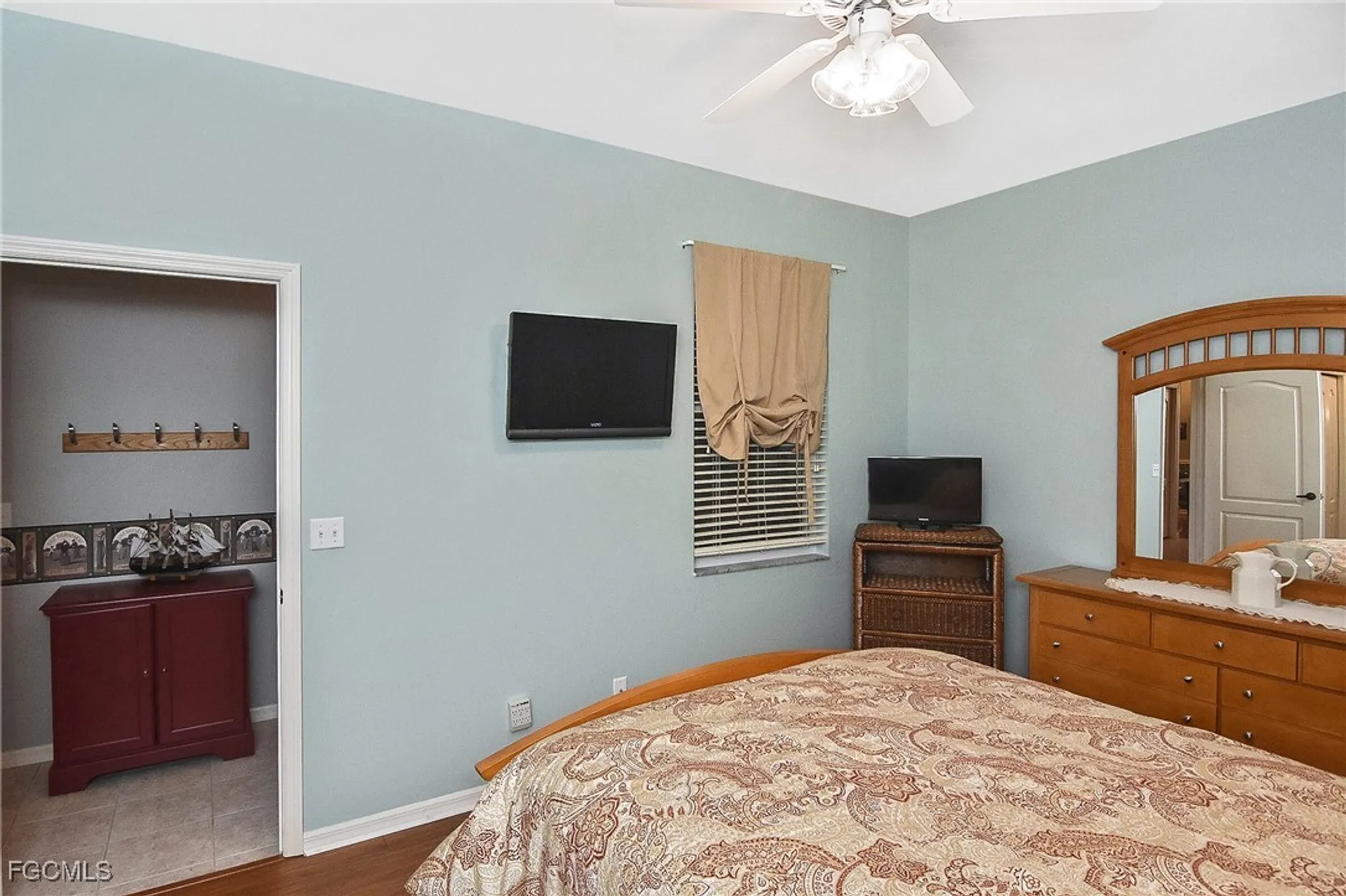 Property Slideshow image 28 of 42 | 8076 queen palm ln 412, Fort Myers, FL, 33966