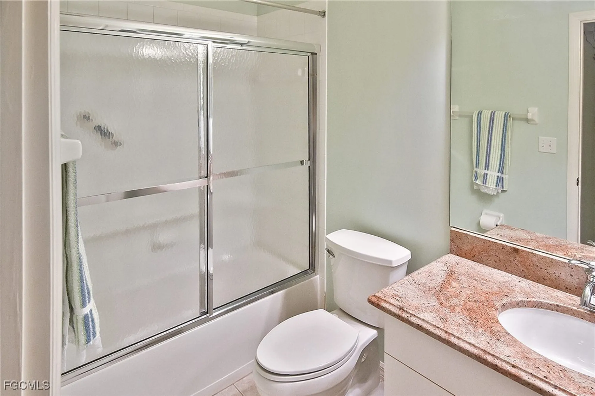 Property Slideshow image 29 of 42 | 8076 queen palm ln 412, Fort Myers, FL, 33966