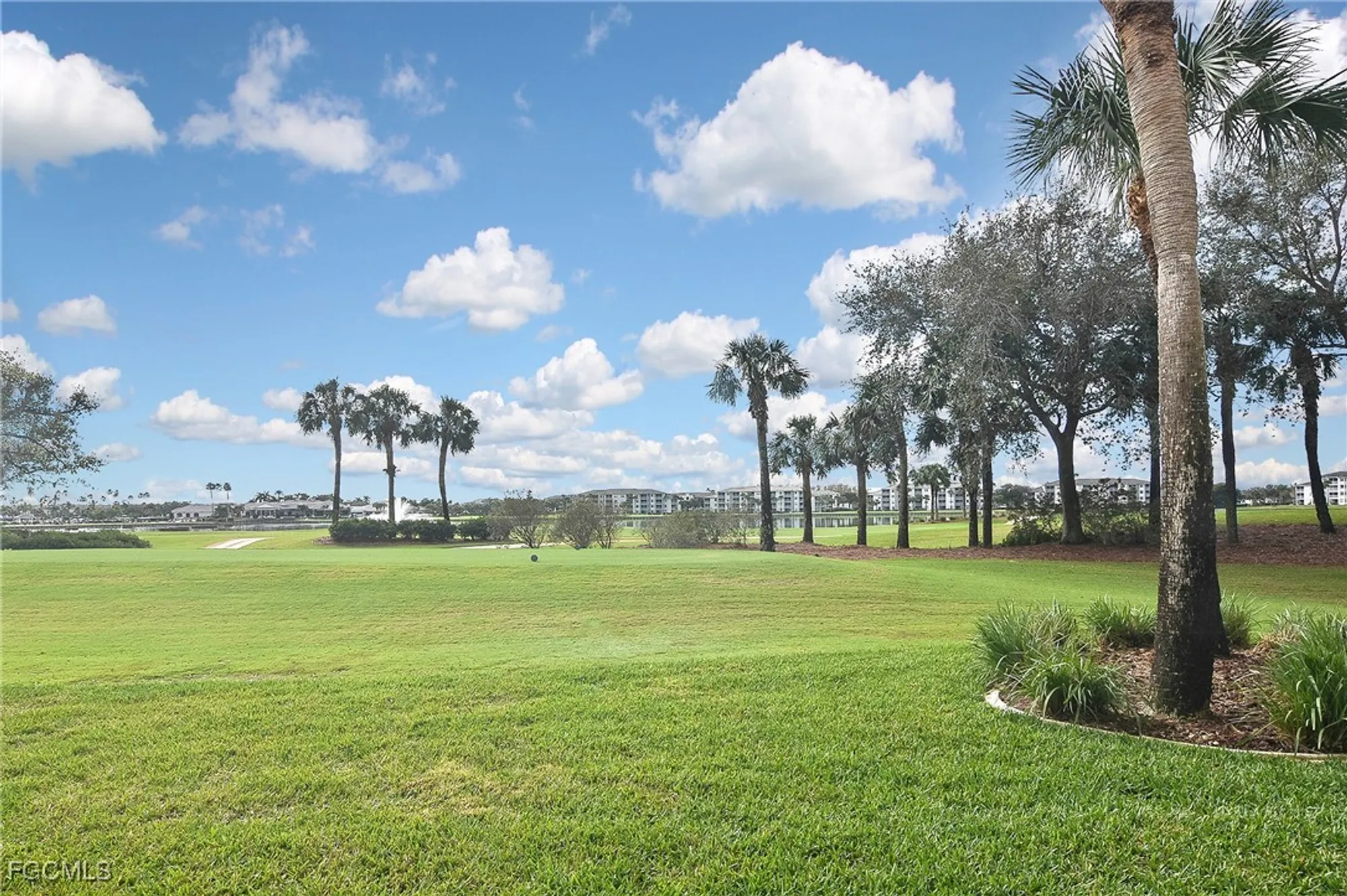 Property Slideshow image 37 of 42 | 8076 queen palm ln 412, Fort Myers, FL, 33966