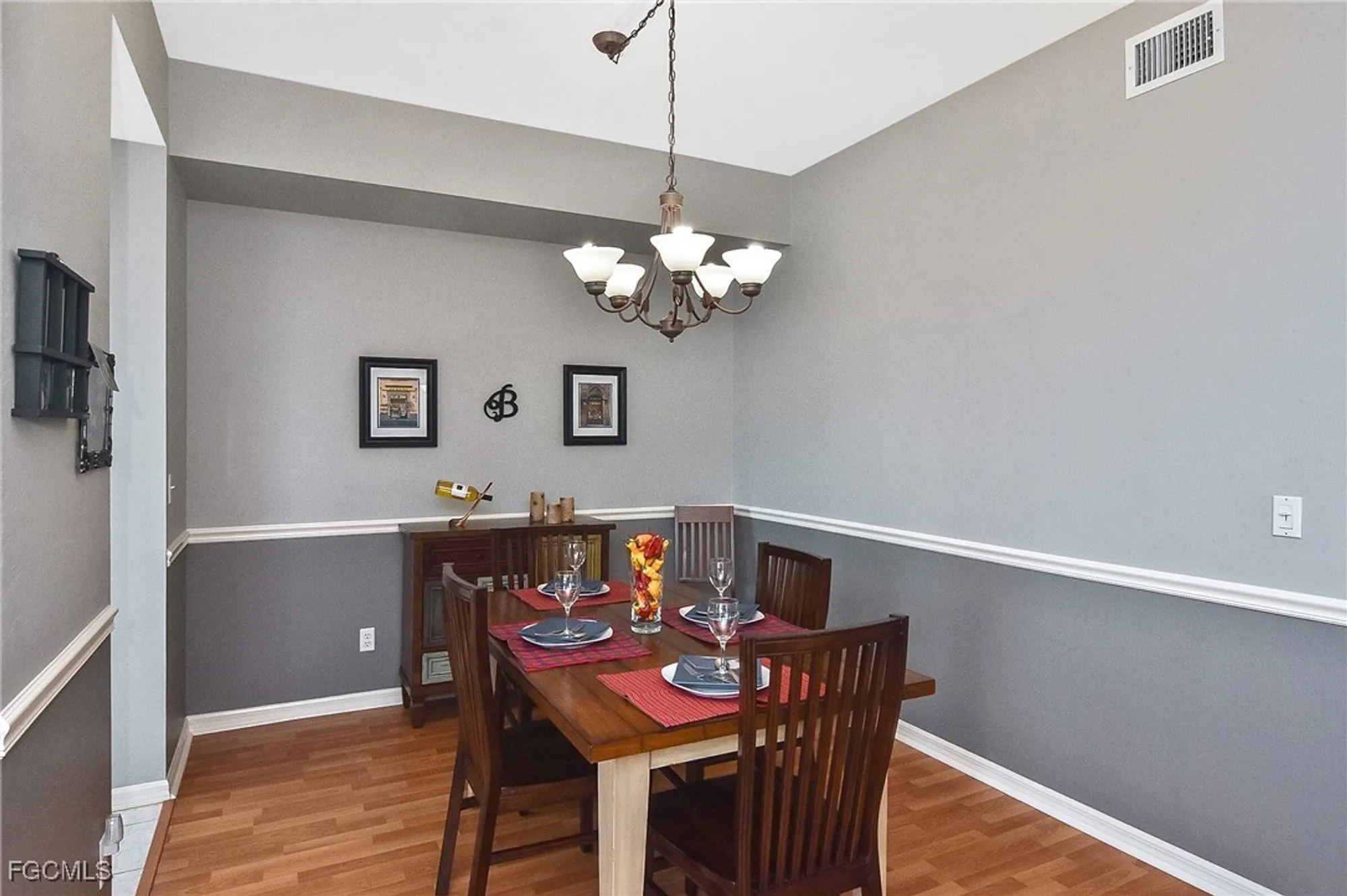 Property Slideshow image 9 of 42 | 8076 queen palm ln 412, Fort Myers, FL, 33966