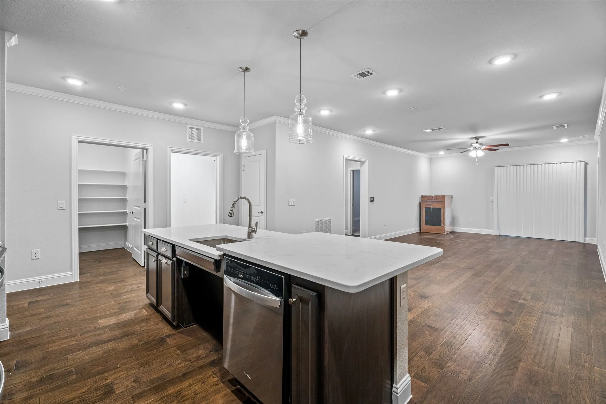 Property Slideshow image 6 of 25 | 651 n watters rd apt 3202, Allen, TX, 75013