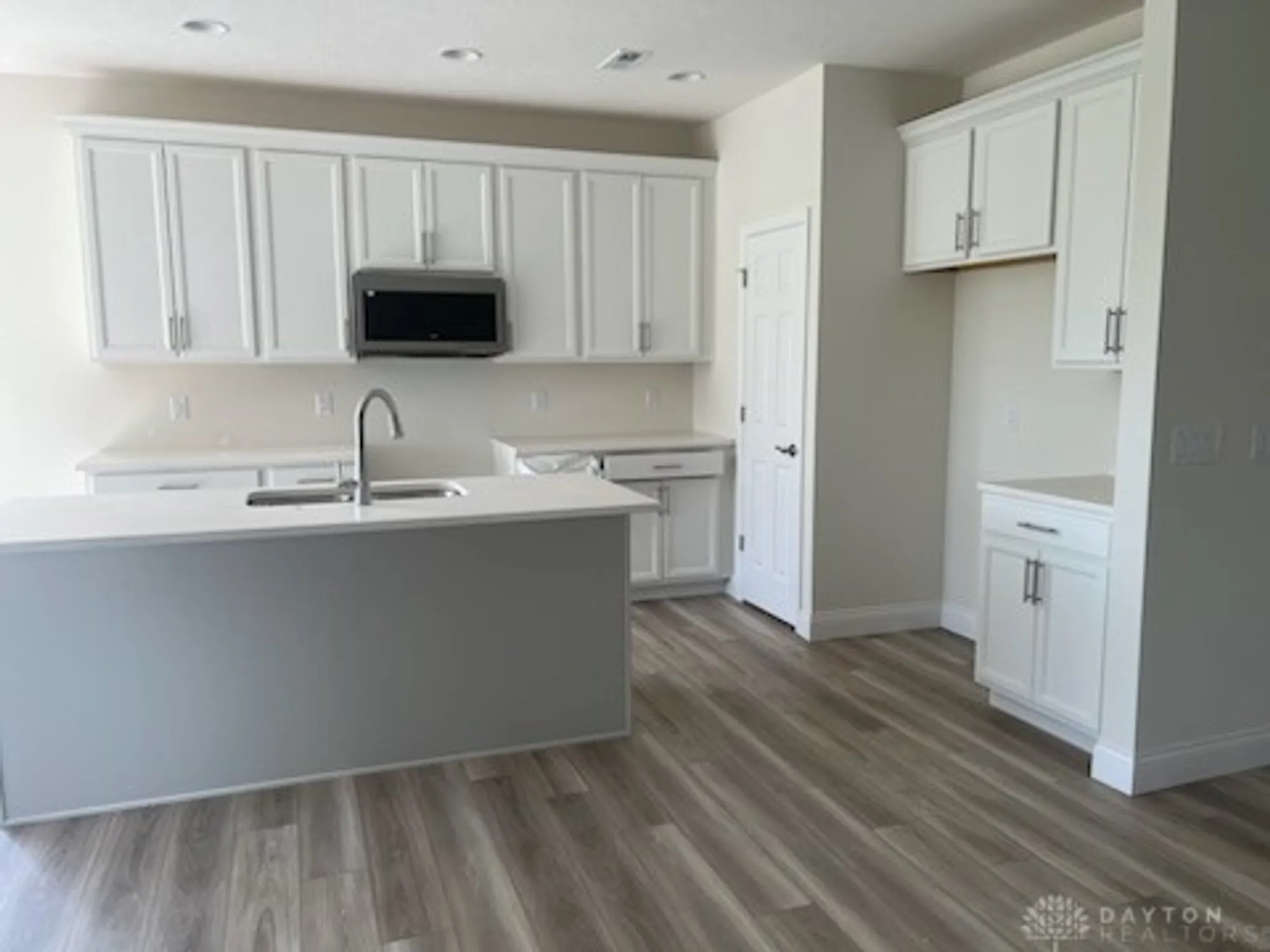 Property Slideshow image 6 of 11 | 4202 ellason ct, Dayton, OH, 45440