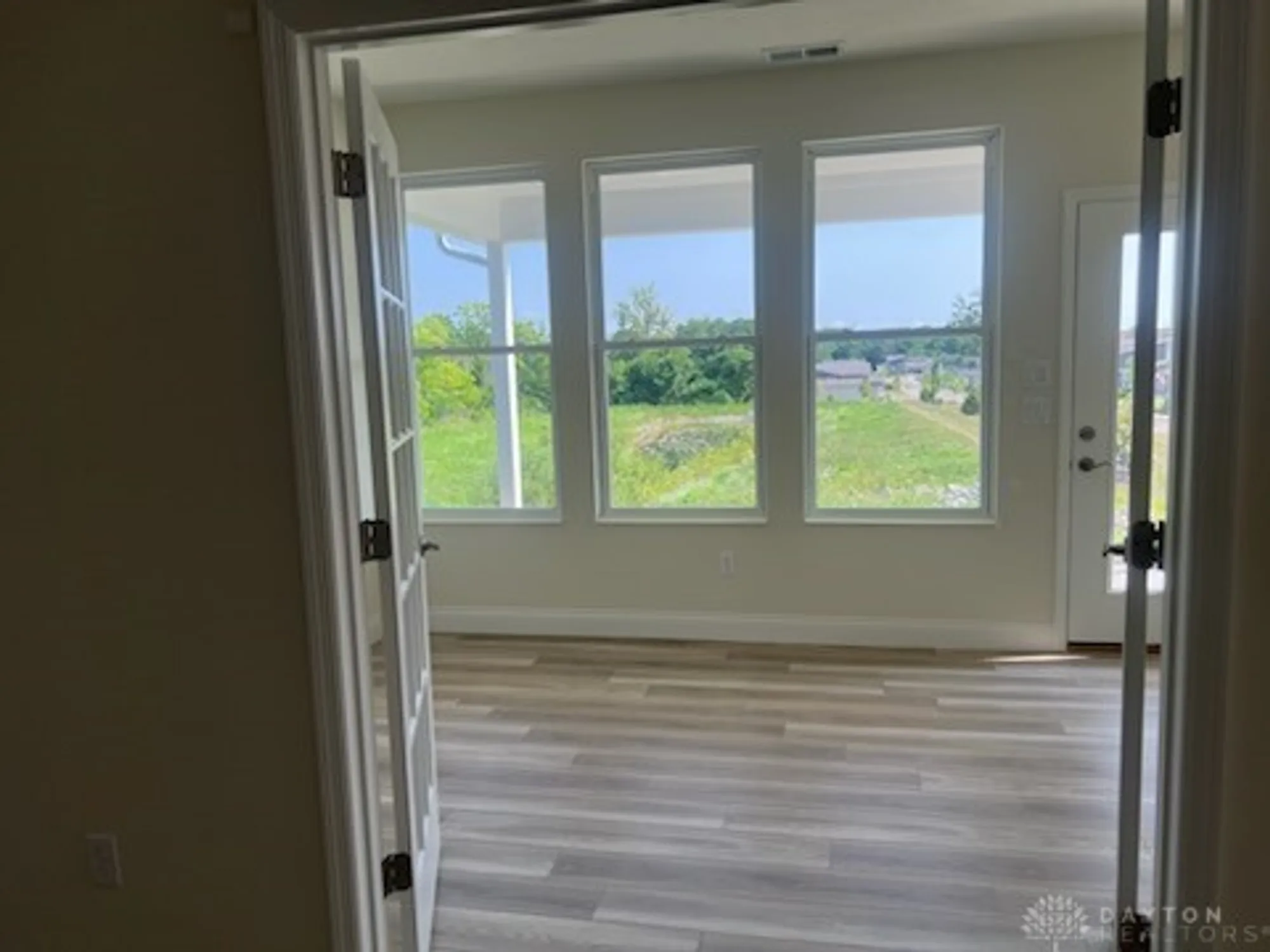 Property Slideshow image 8 of 11 | 4202 ellason ct, Dayton, OH, 45440