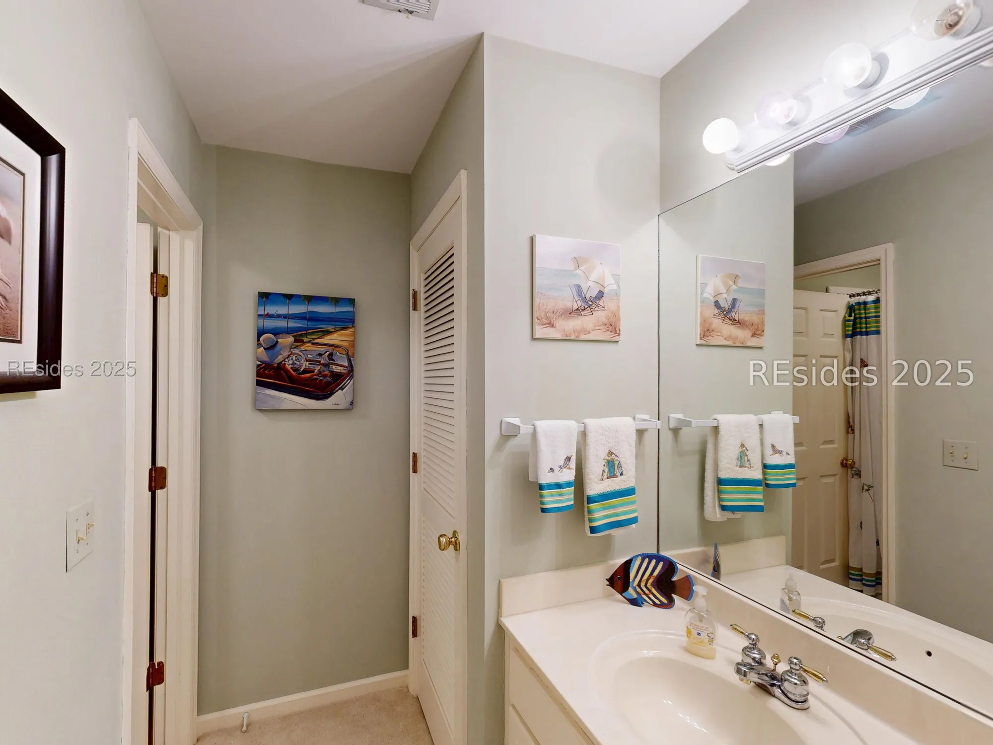 Property Slideshow image 17 of 31 | 71 skull creek dr apt d102, Hilton Head Island, SC, 29926