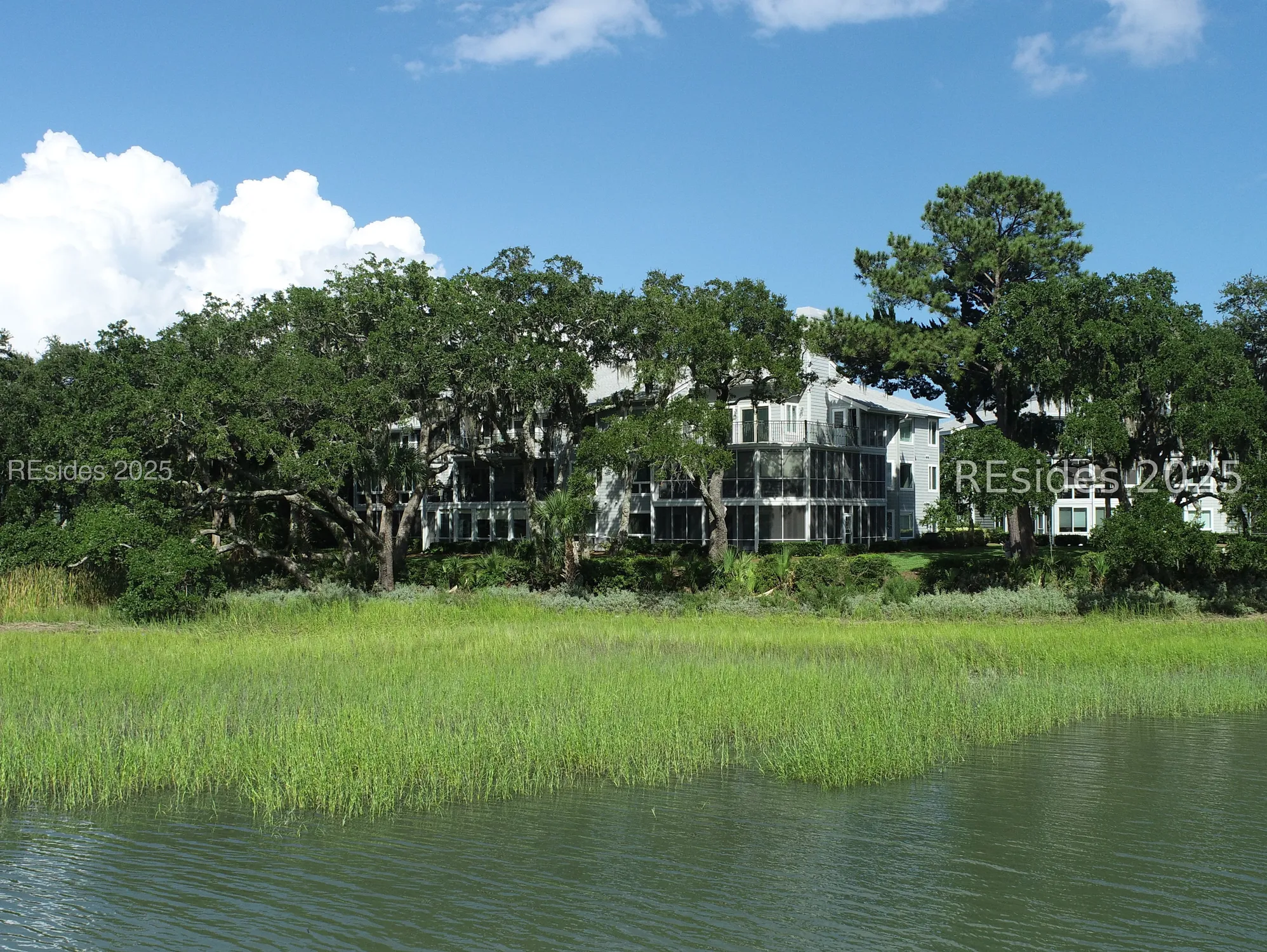 Property Slideshow image 27 of 31 | 71 skull creek dr apt d102, Hilton Head Island, SC, 29926