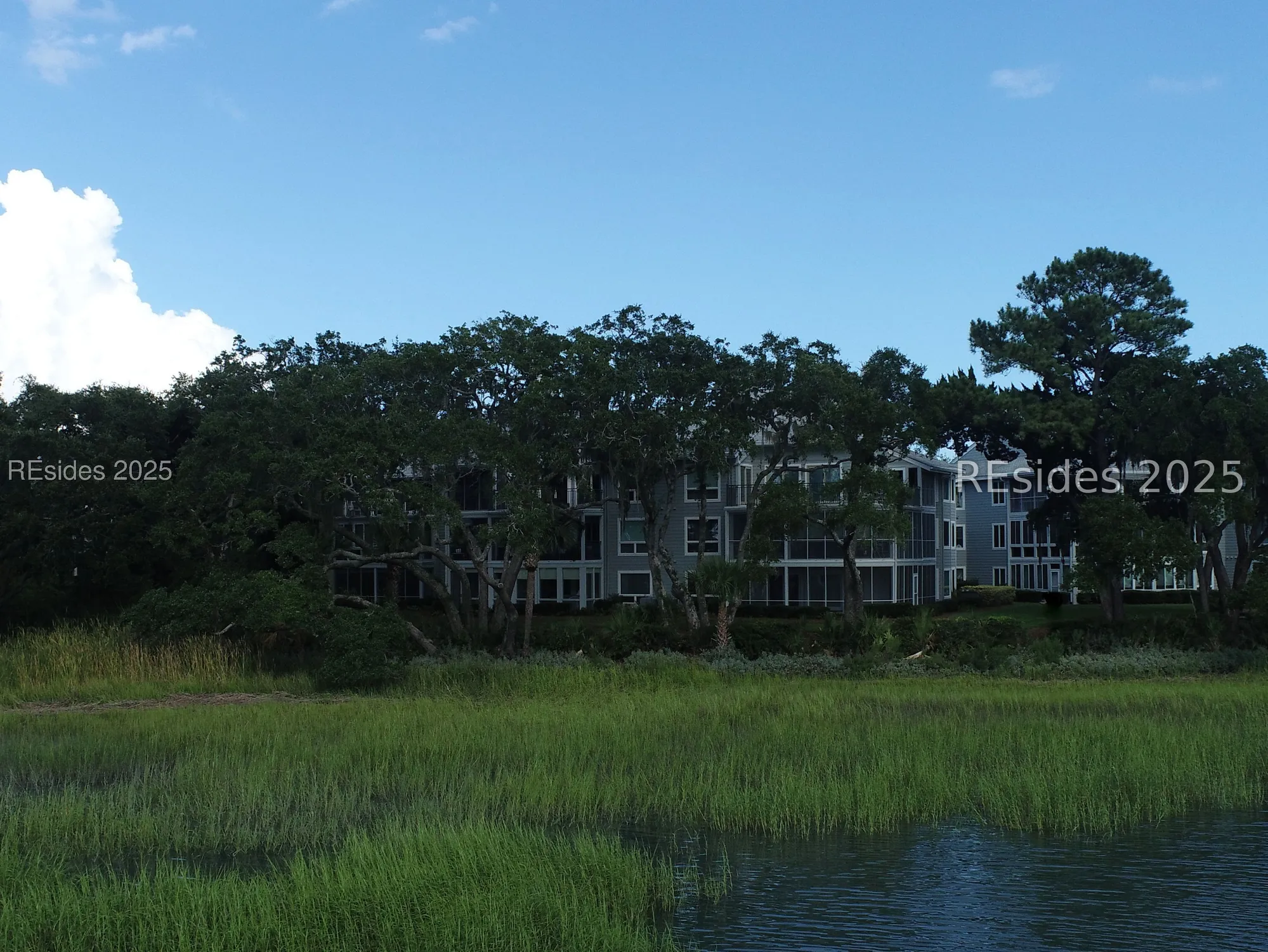 Property Slideshow image 28 of 31 | 71 skull creek dr apt d102, Hilton Head Island, SC, 29926