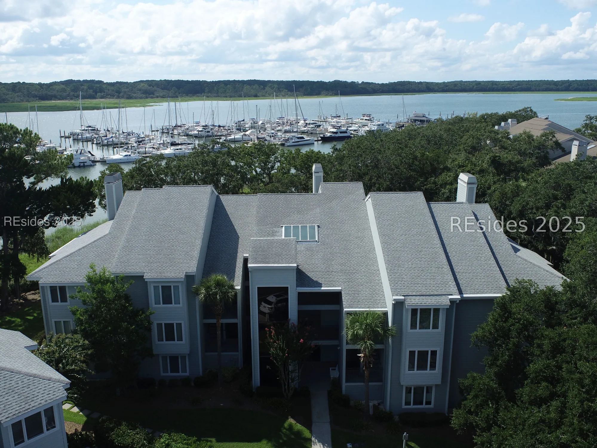Property Slideshow image 23 of 31 | 71 skull creek dr apt d102, Hilton Head Island, SC, 29926