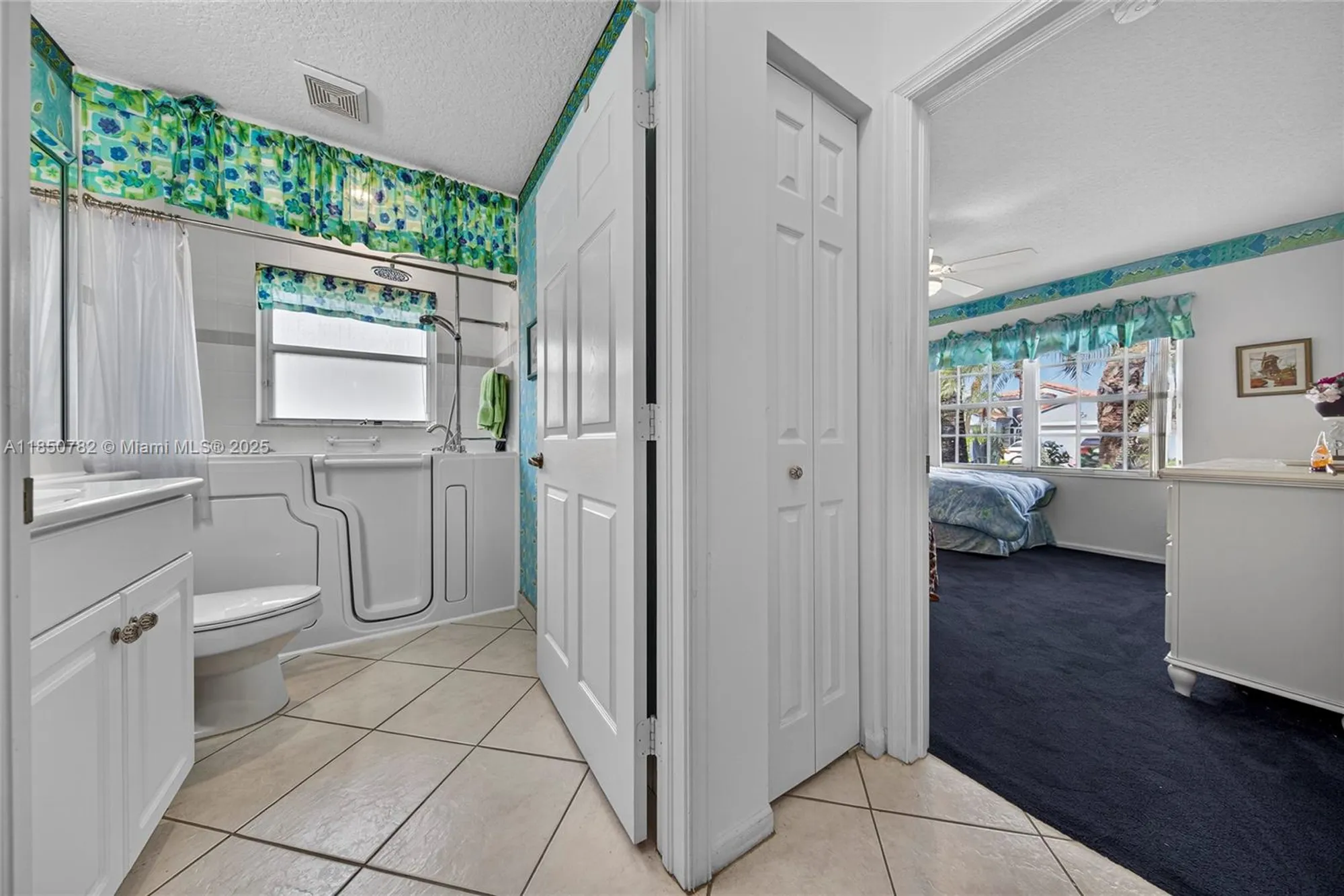Property Slideshow image 25 of 28 | 11569 pallas dr, Boynton Beach, FL, 33437