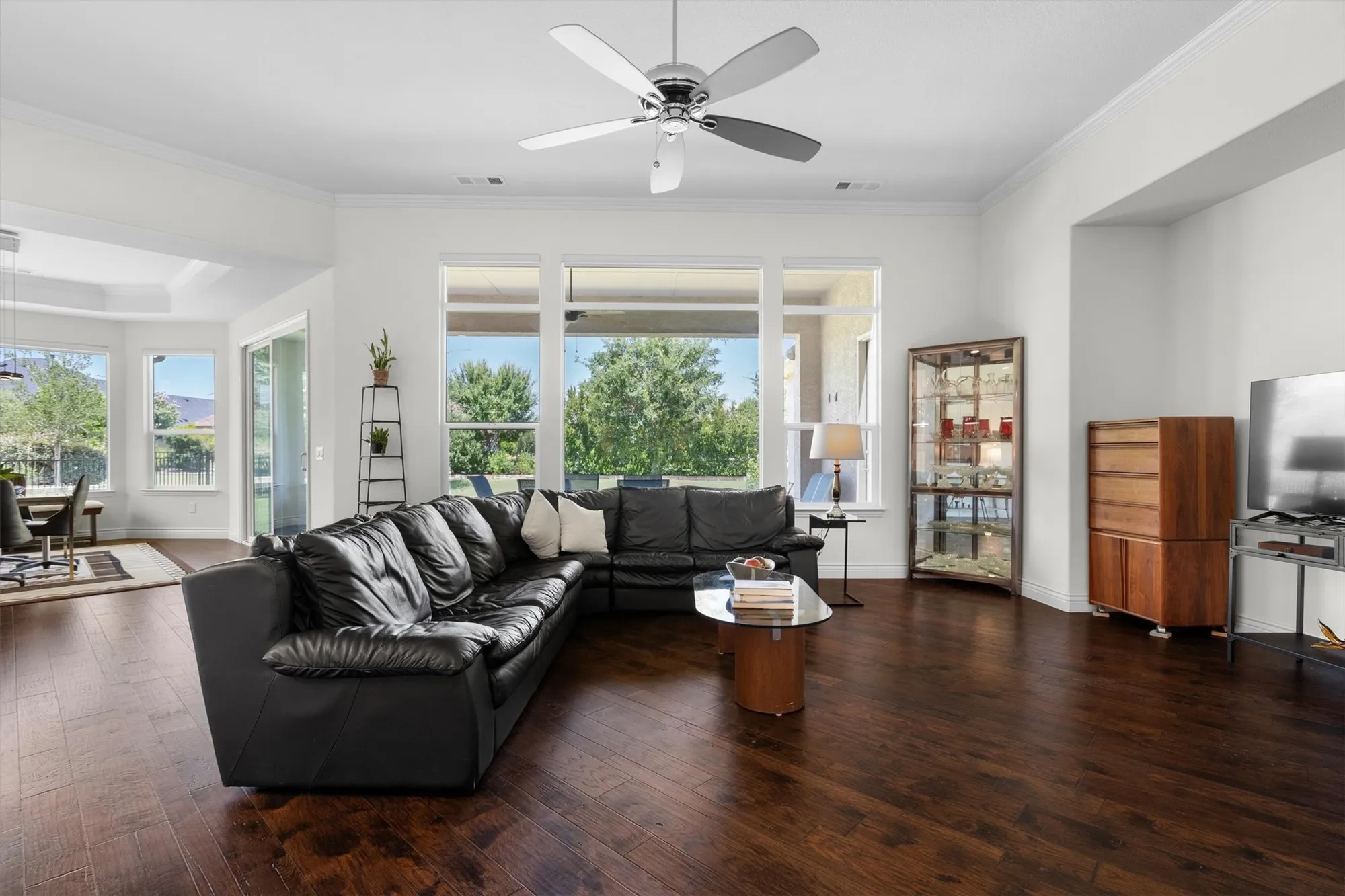 Property Slideshow image 19 of 40 | 9700 blackwood dr, Denton, TX, 76207