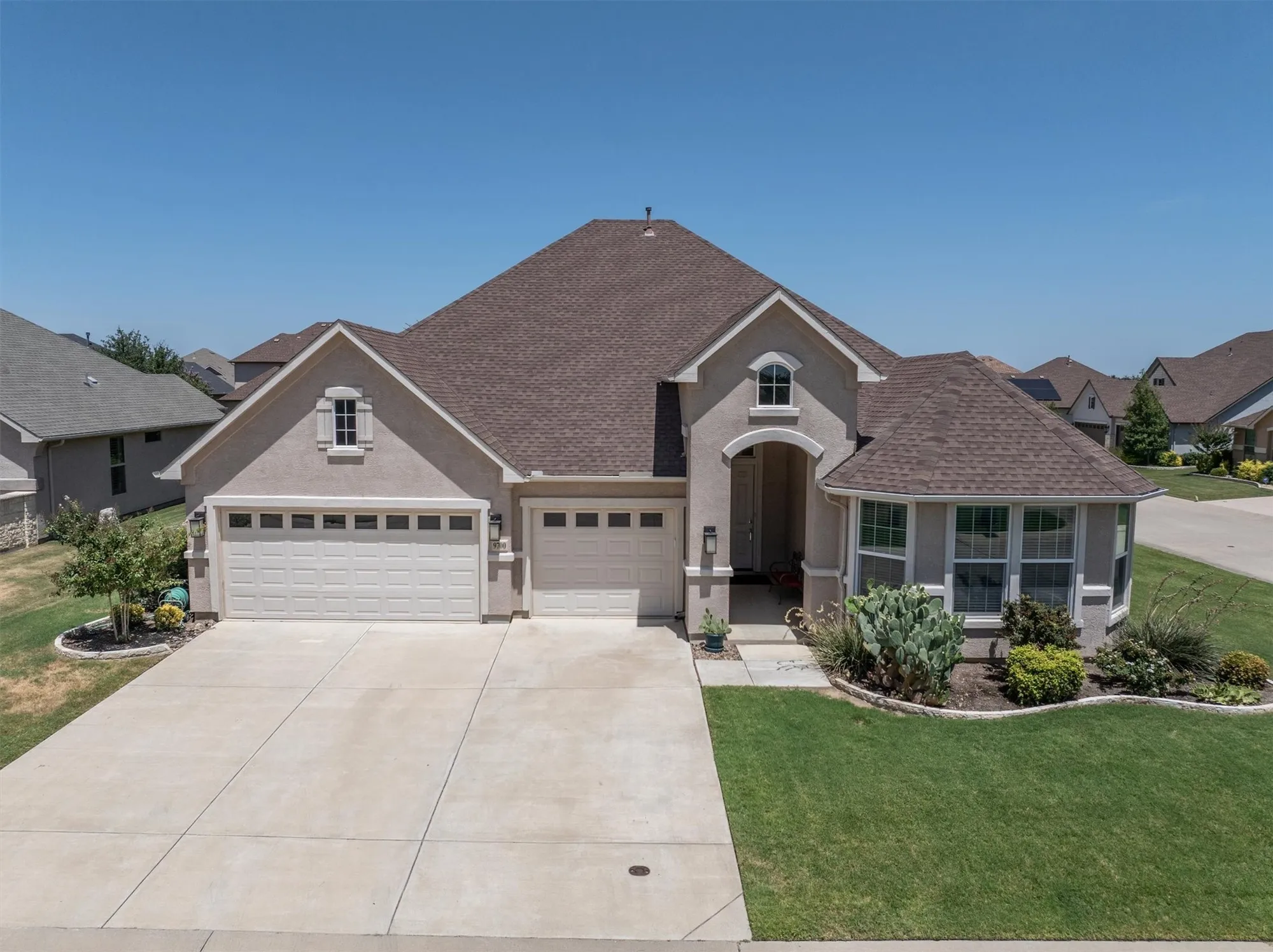 Property Slideshow image 1 of 40 | 9700 blackwood dr, Denton, TX, 76207