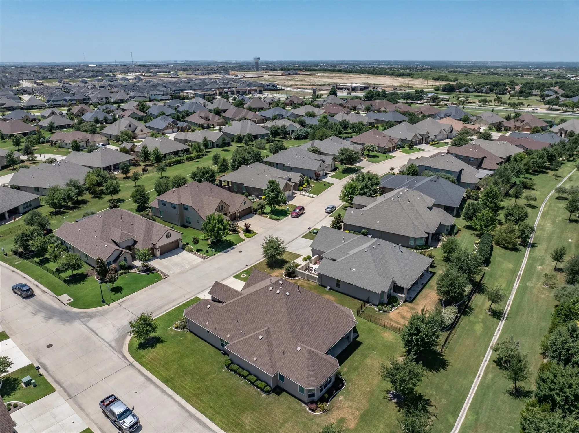 Property Slideshow image 36 of 40 | 9700 blackwood dr, Denton, TX, 76207