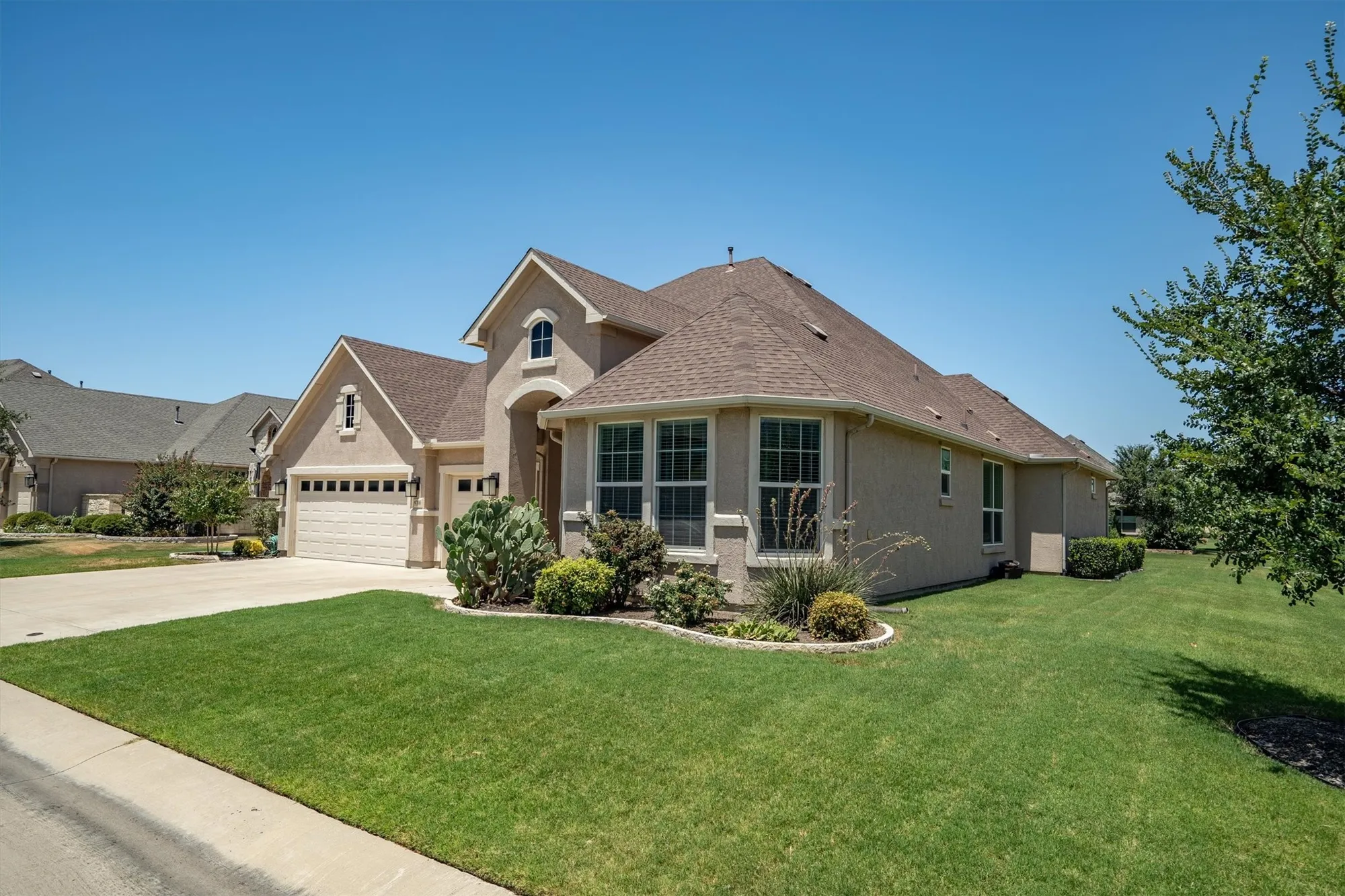 Property Slideshow image 3 of 40 | 9700 blackwood dr, Denton, TX, 76207