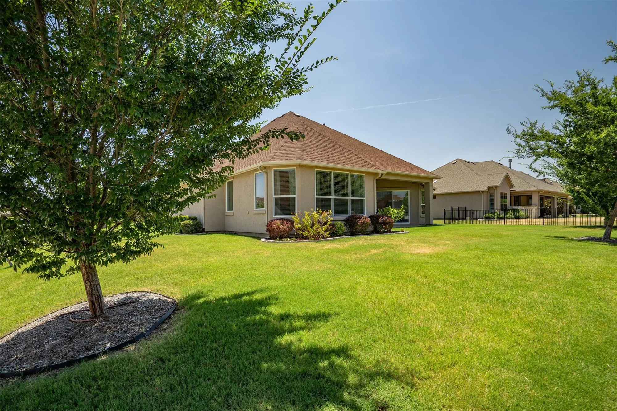 Property Slideshow image 32 of 40 | 9700 blackwood dr, Denton, TX, 76207