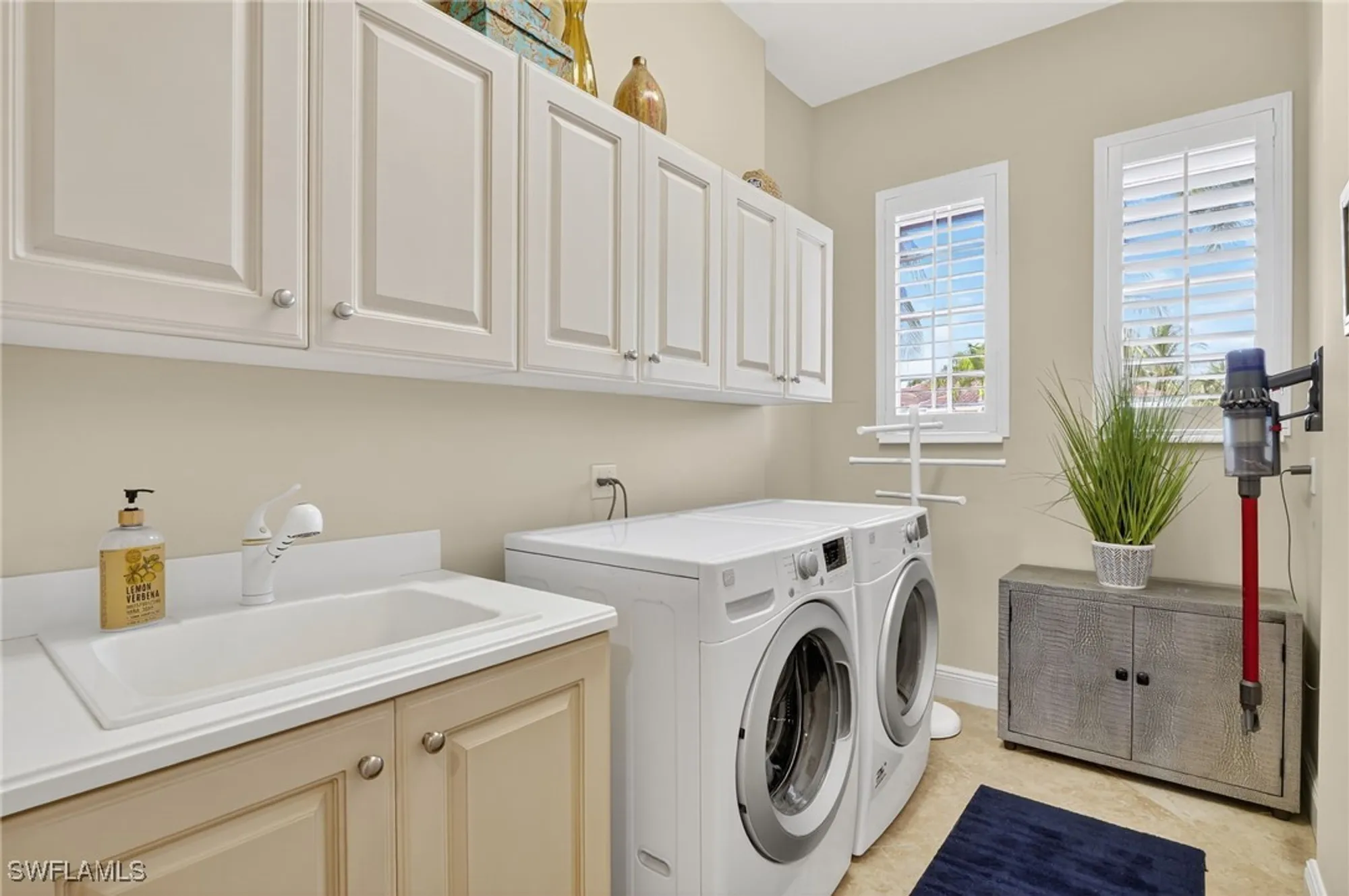 Property Slideshow image 38 of 49 | 3202 serenity ct 202, Naples, FL, 34114