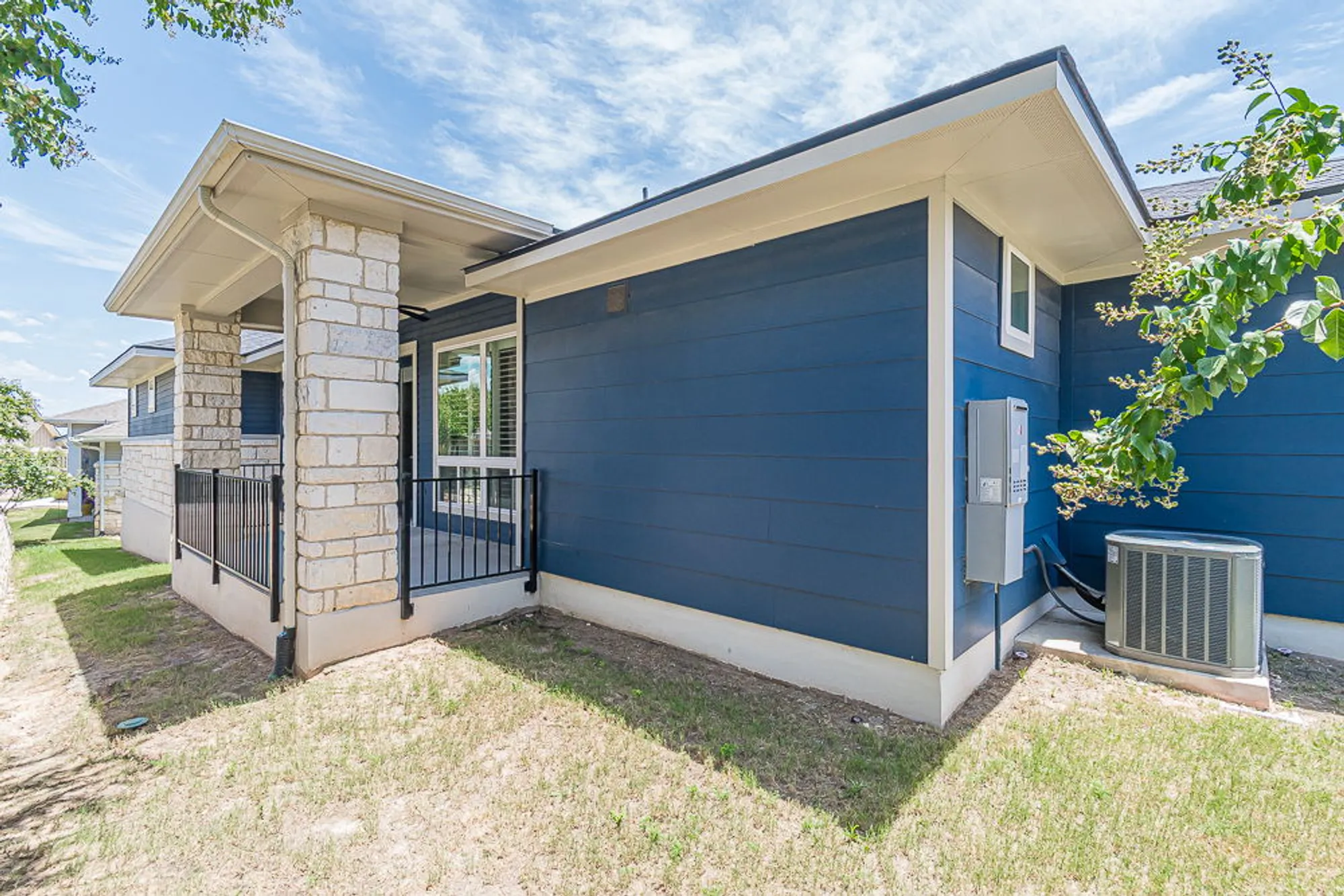 Property Slideshow image 20 of 30 | 205 eagle dr # 101, San Marcos, TX, 78666