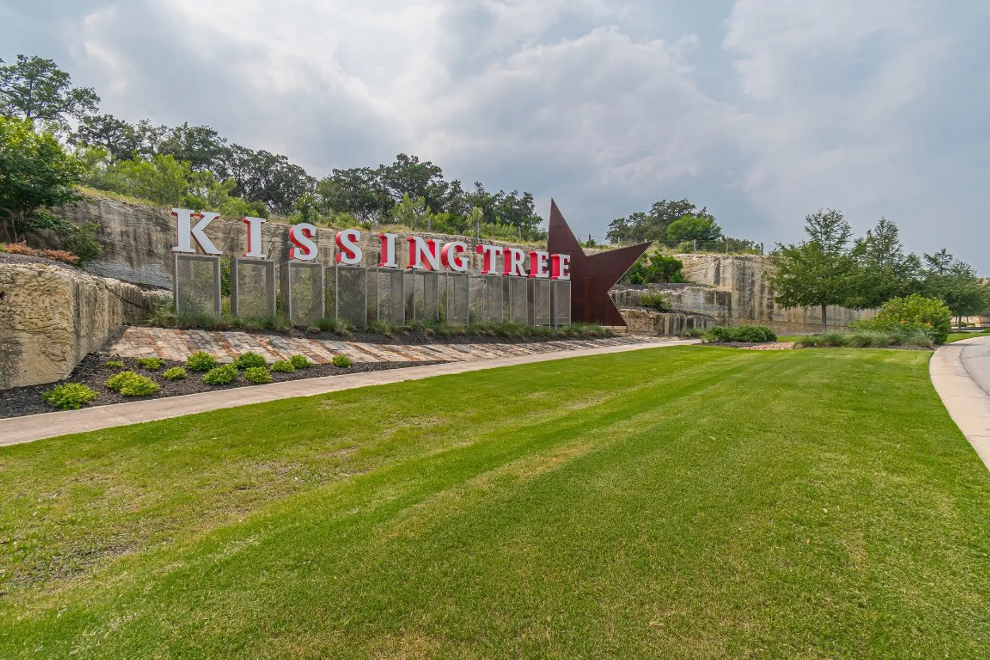 Property Slideshow image 23 of 30 | 205 eagle dr # 101, San Marcos, TX, 78666