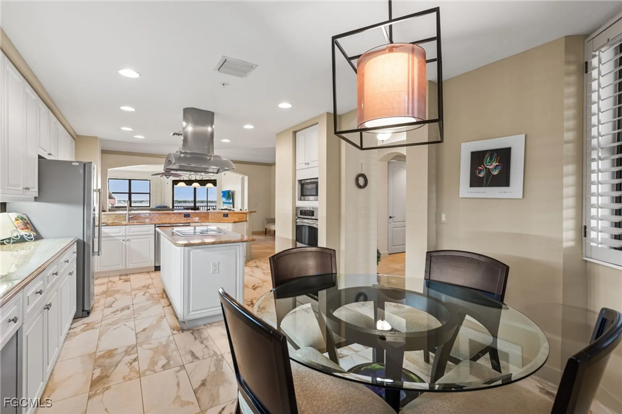 Property Slideshow image 14 of 50 | 11600 court of palms 204, Fort Myers, FL, 33908