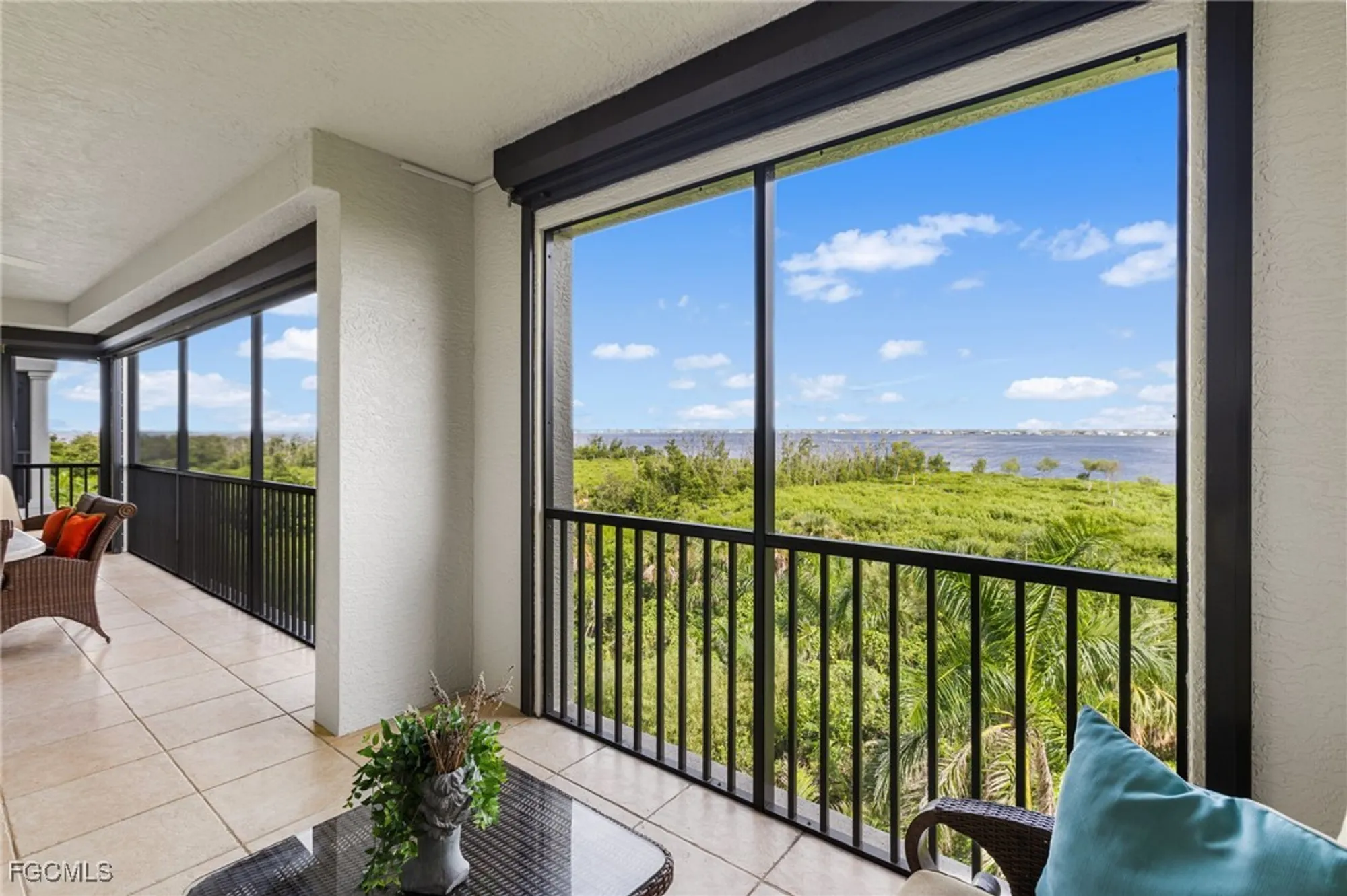 Property Slideshow image 16 of 50 | 11600 court of palms 204, Fort Myers, FL, 33908