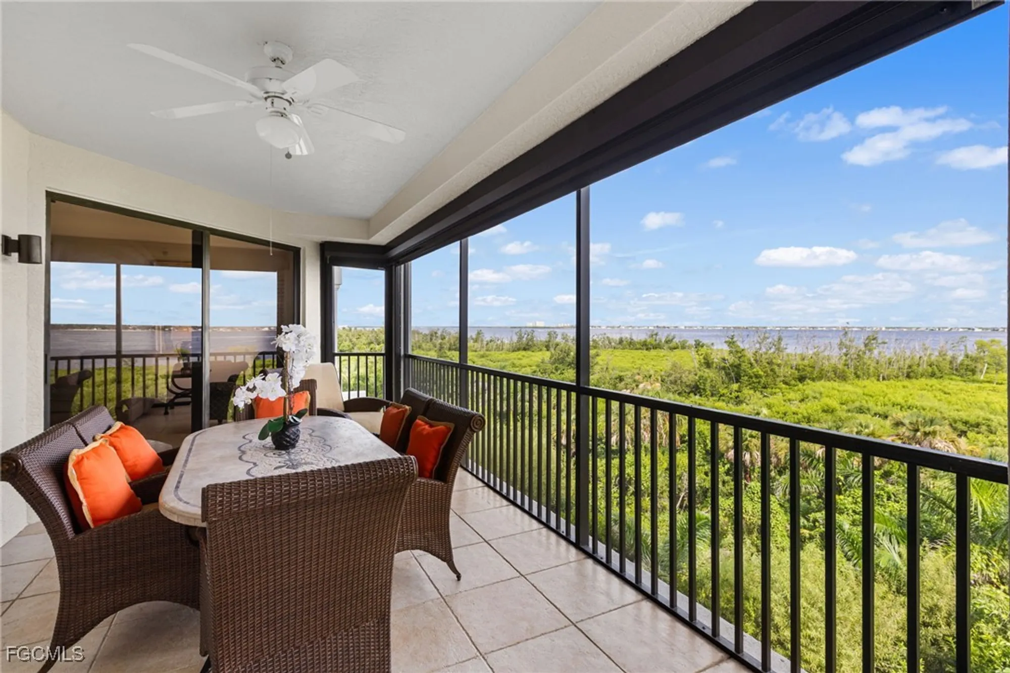 Property Slideshow image 2 of 50 | 11600 court of palms 204, Fort Myers, FL, 33908