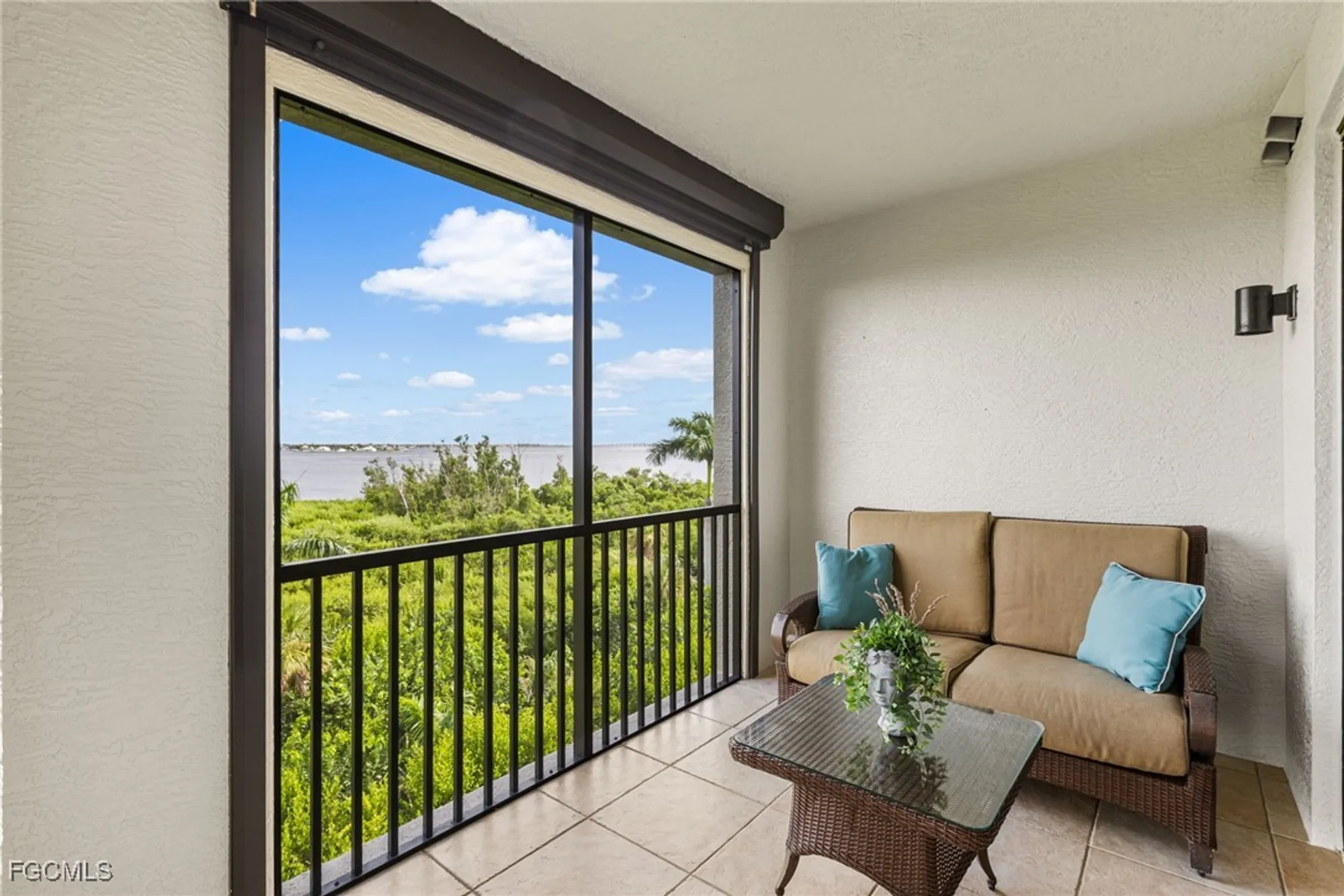 Property Slideshow image 39 of 50 | 11600 court of palms 204, Fort Myers, FL, 33908