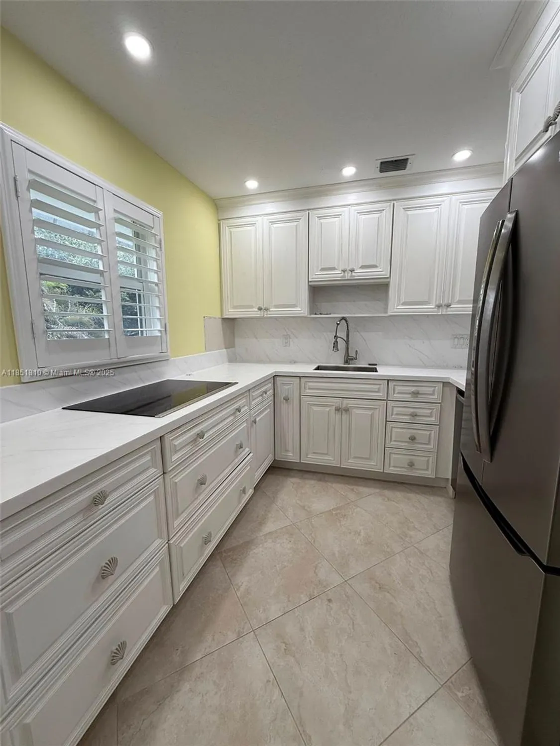 Property Slideshow image 15 of 77 | 2929 se ocean blvd 143-10, Stuart, FL, 34996