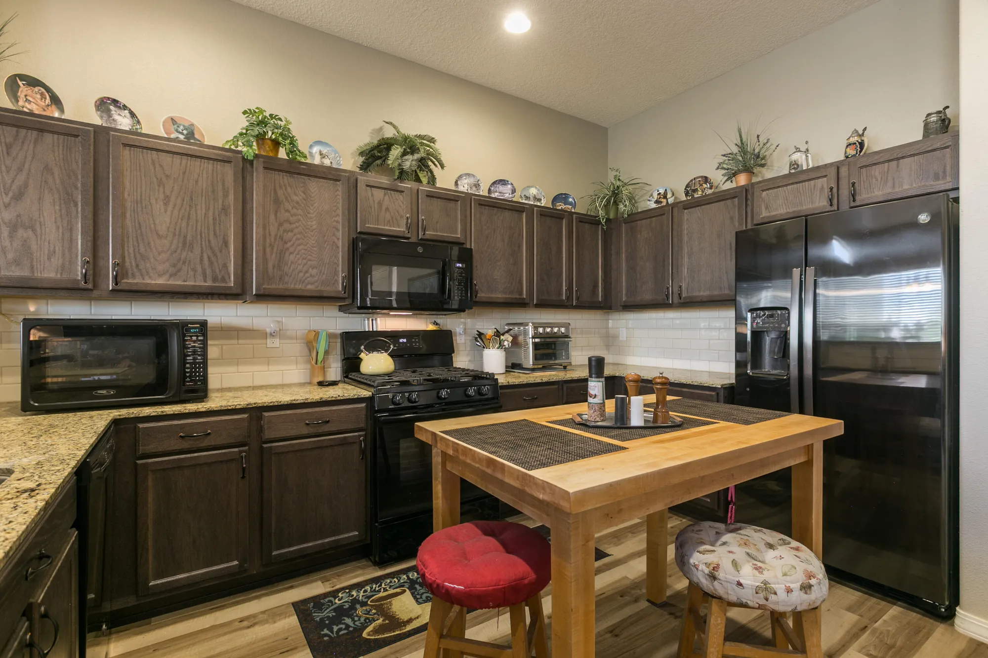Property Slideshow image 14 of 41 | 4070 mora river ave, Los Lunas, NM, 87031