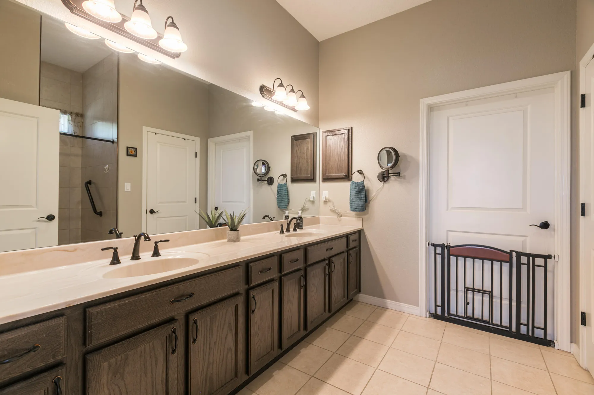 Property Slideshow image 29 of 41 | 4070 mora river ave, Los Lunas, NM, 87031