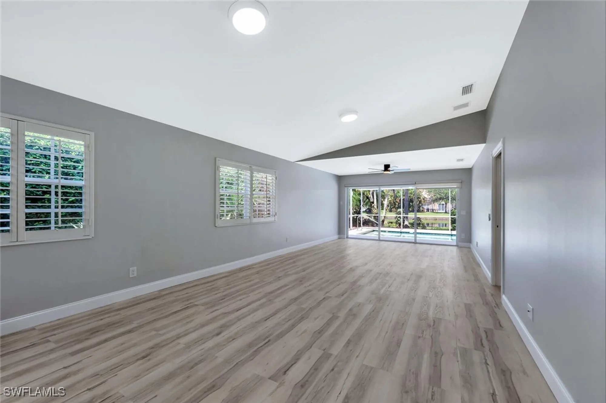 Property Slideshow image 11 of 38 | 3408 cayman ln, Naples, FL, 34119