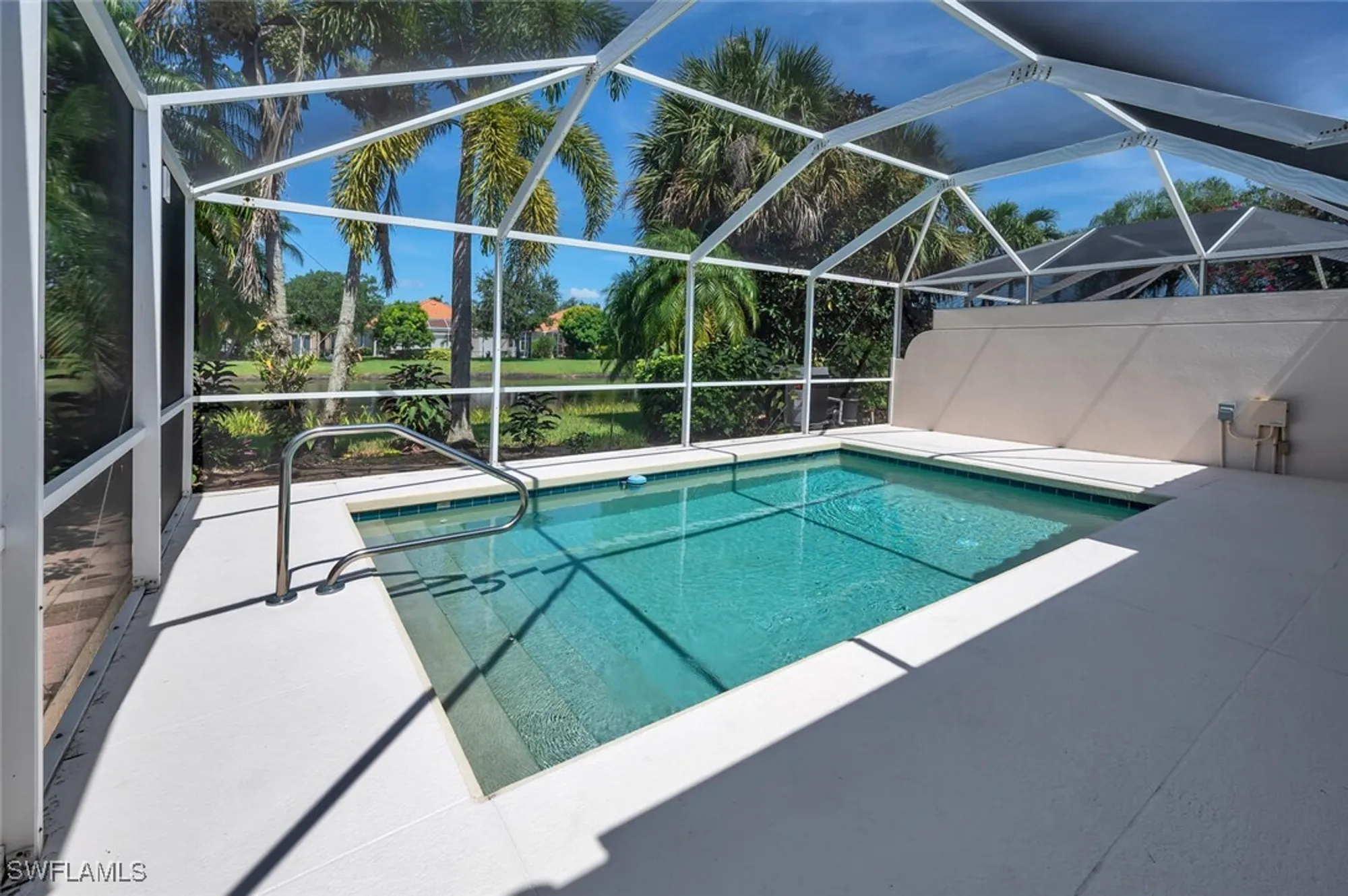 Property Slideshow image 24 of 38 | 3408 cayman ln, Naples, FL, 34119
