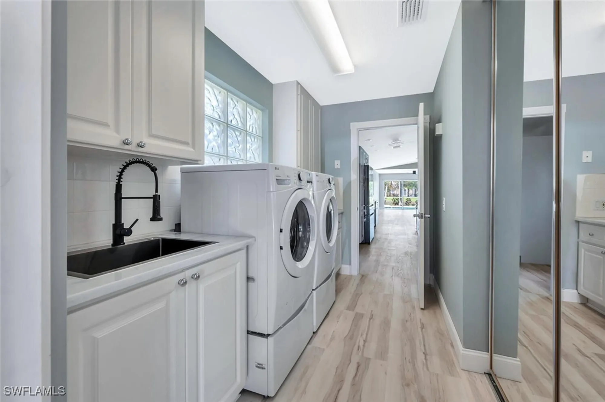 Property Slideshow image 20 of 38 | 3408 cayman ln, Naples, FL, 34119